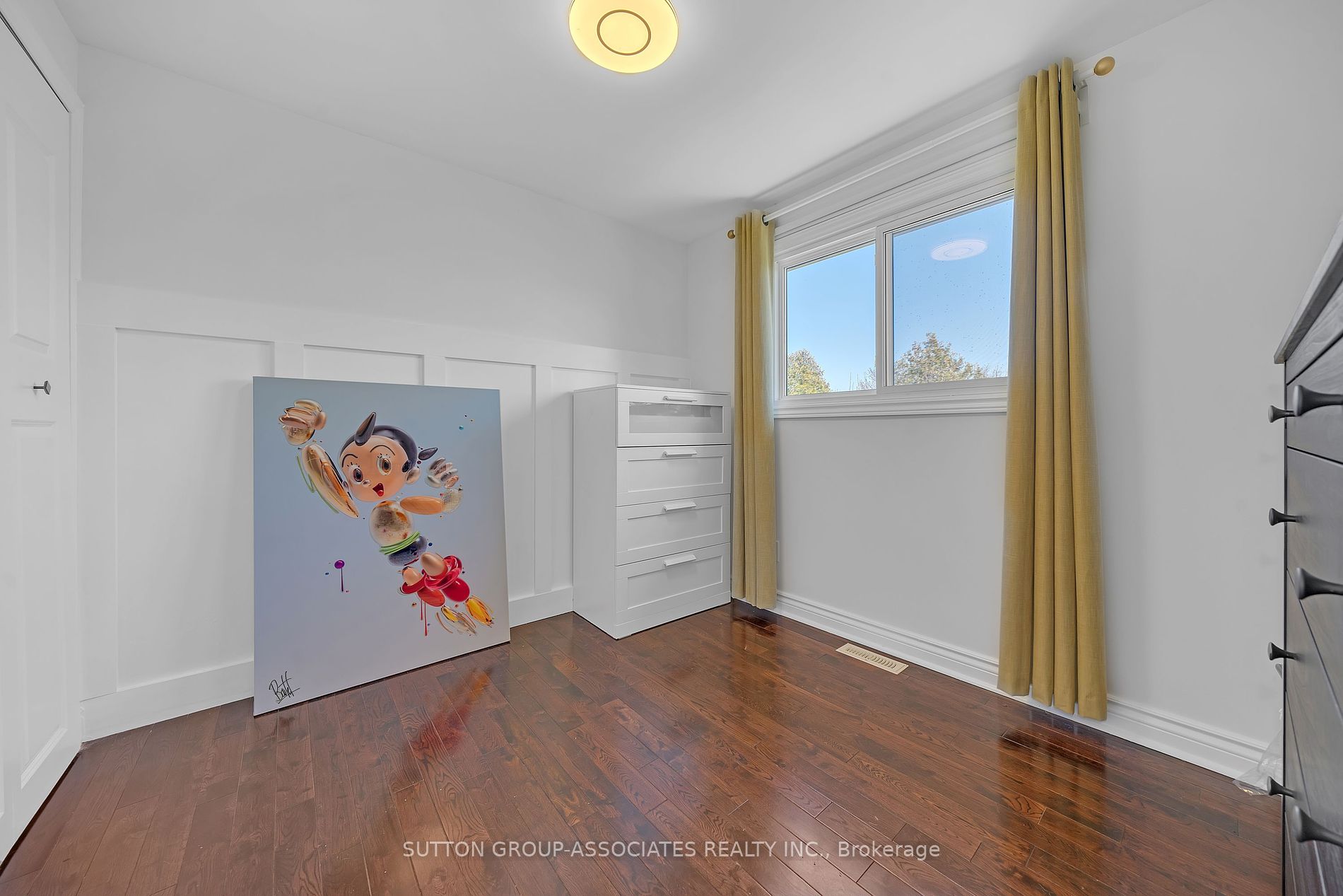 62 Swanston Cres