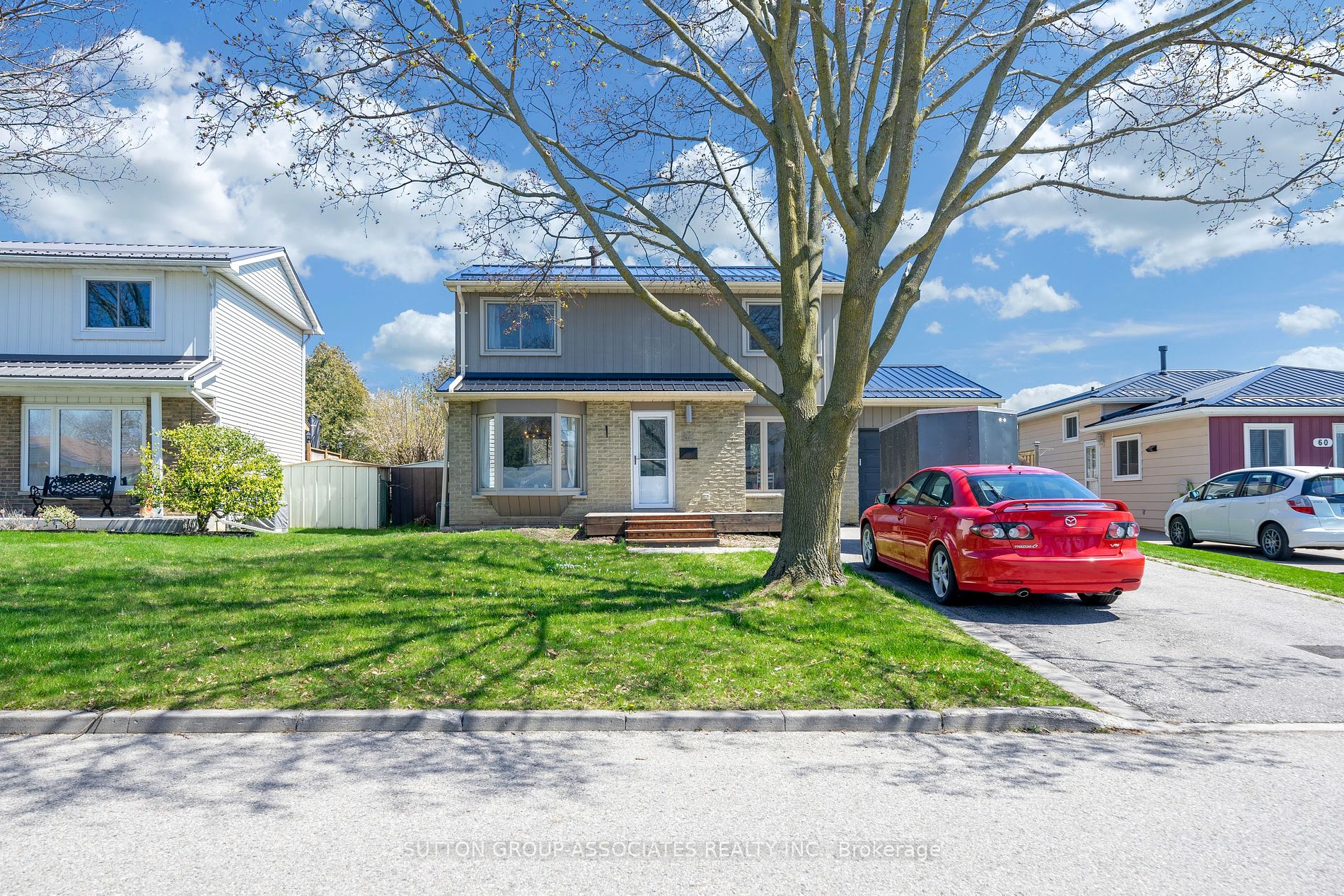 62 Swanston Cres