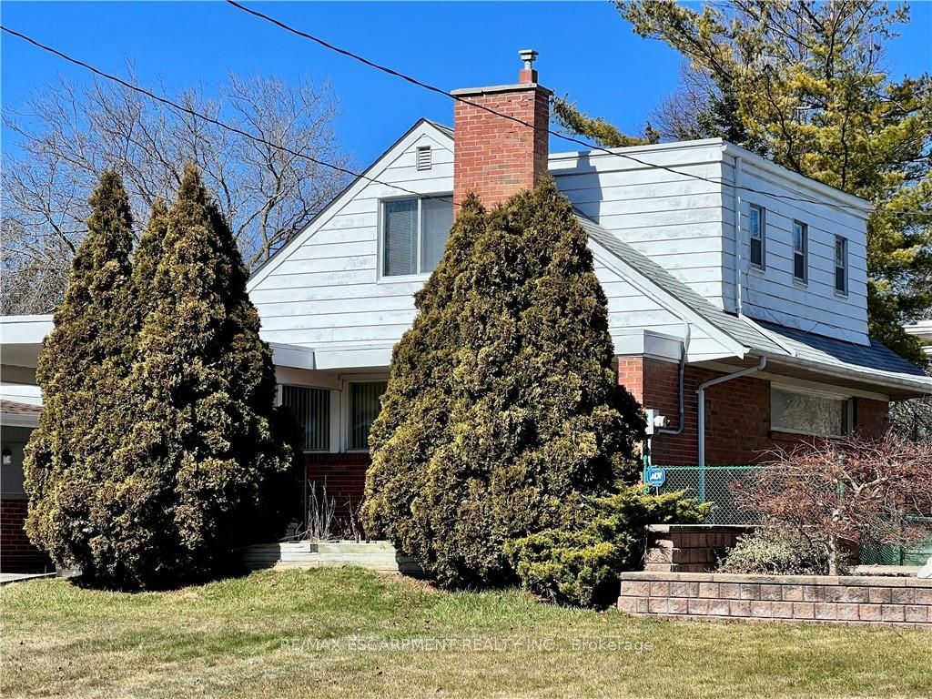 38 Deerfield Road