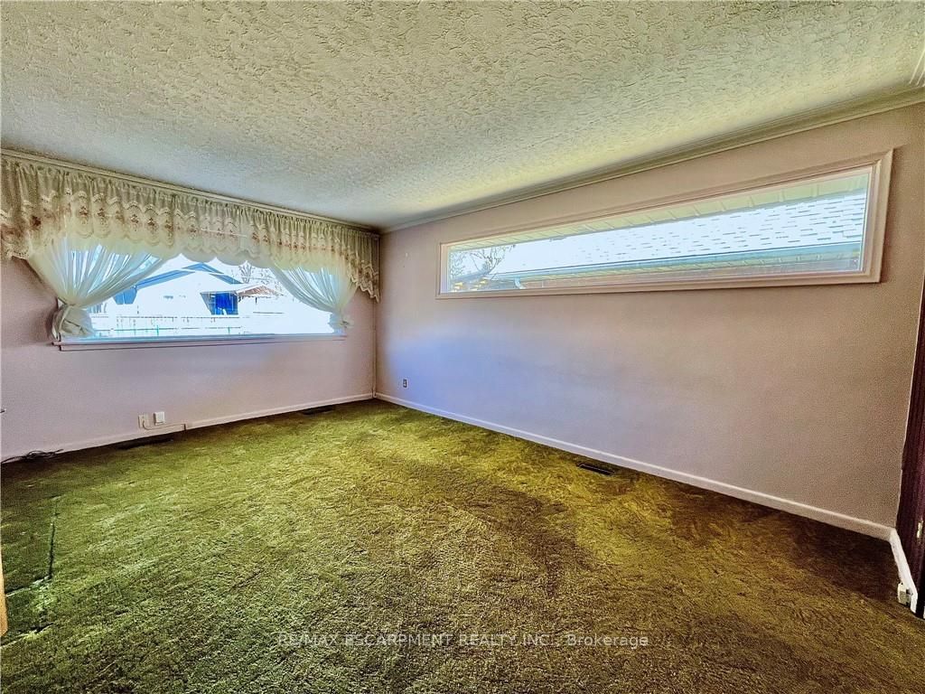 38 Deerfield Road