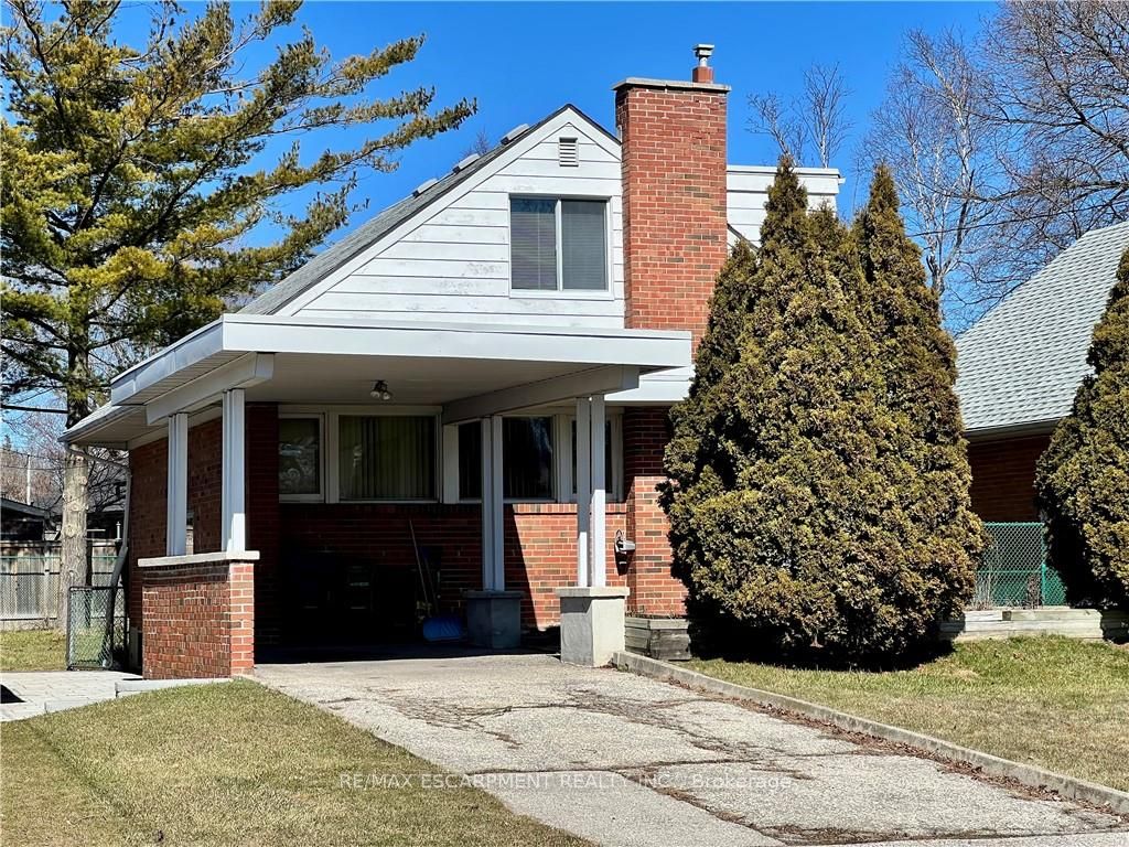 38 Deerfield Road