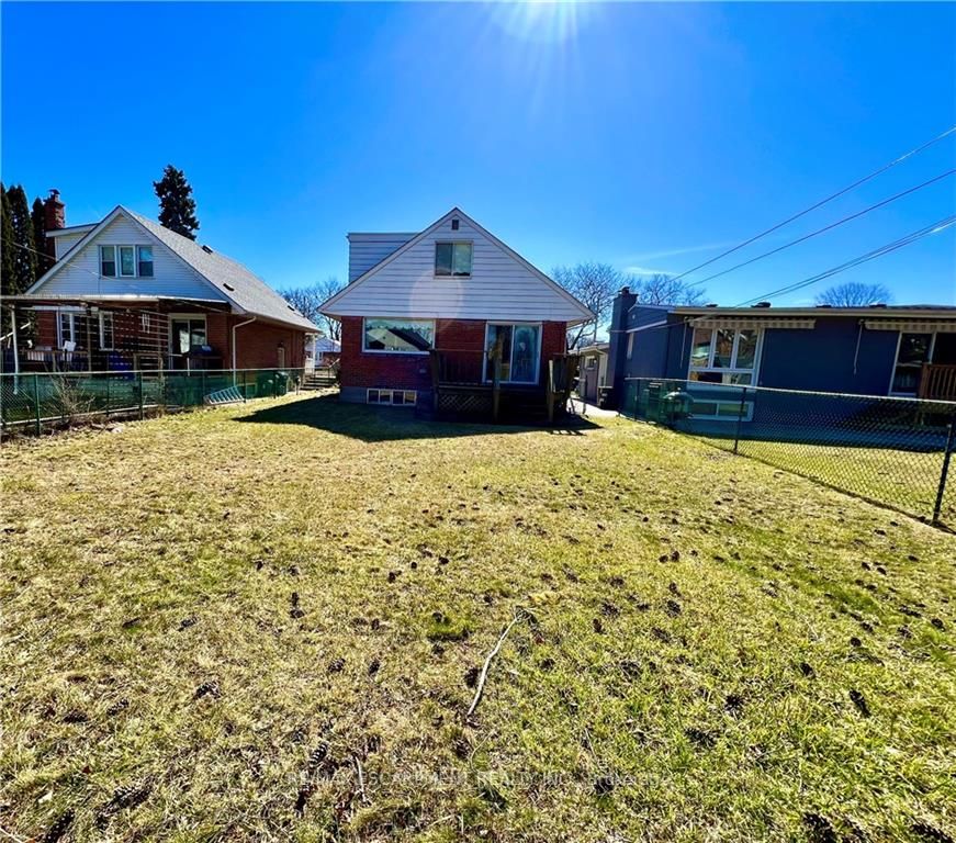 38 Deerfield Road