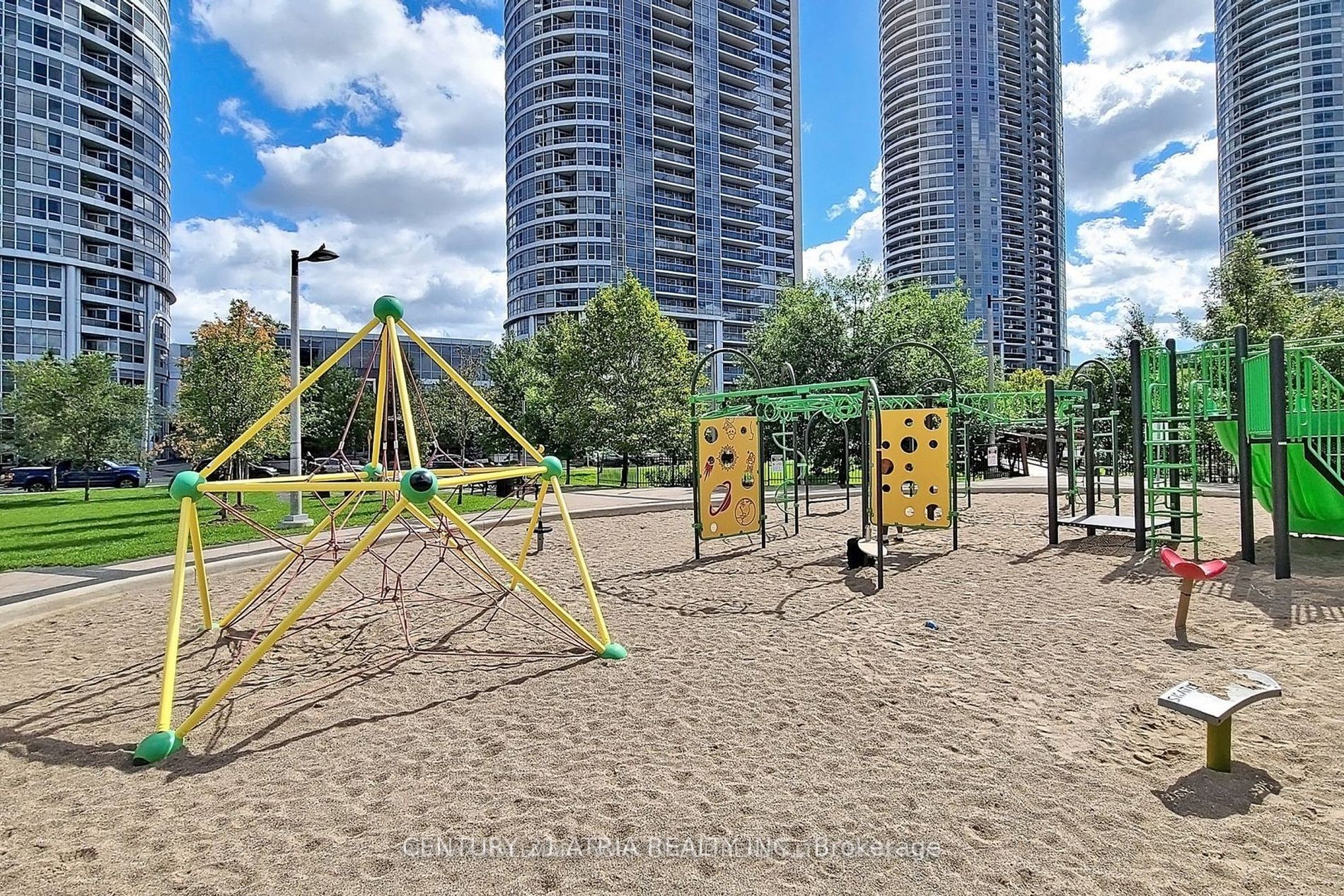 125 Village Green Square #2305