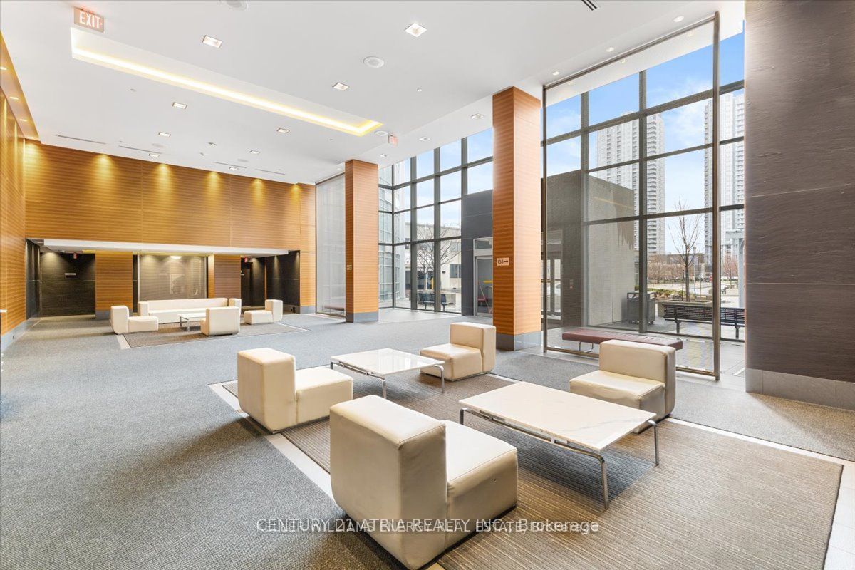 125 Village Green Square #2305