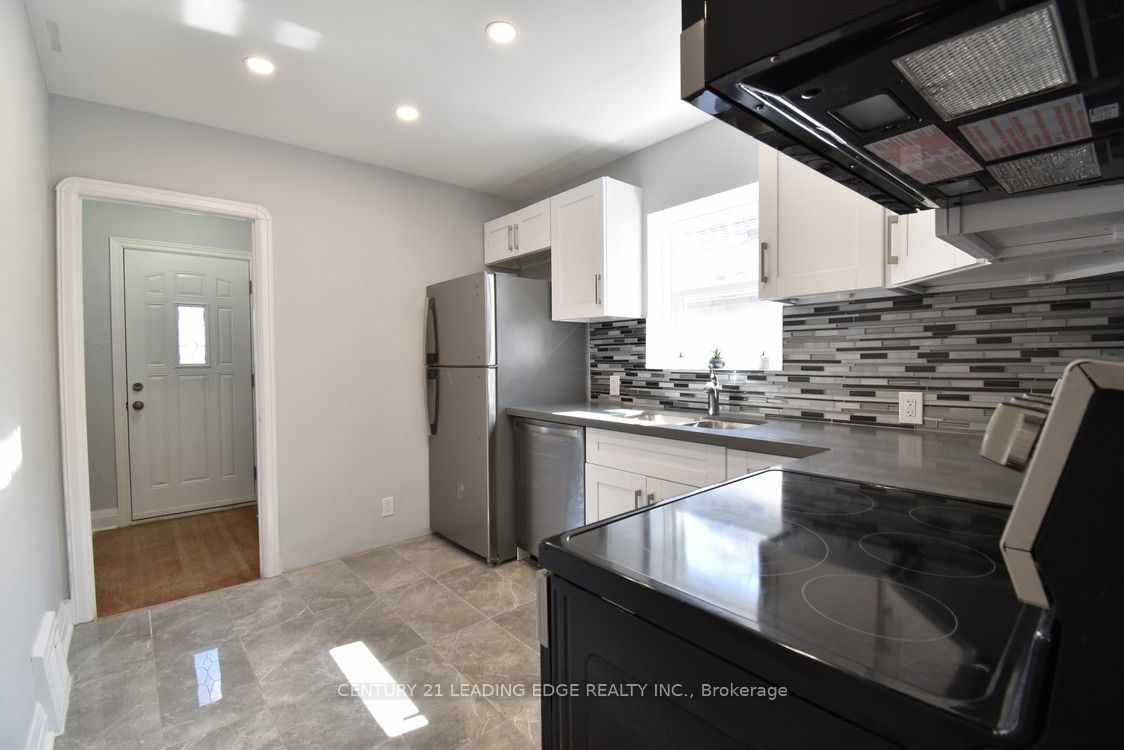 62 Westview Blvd
