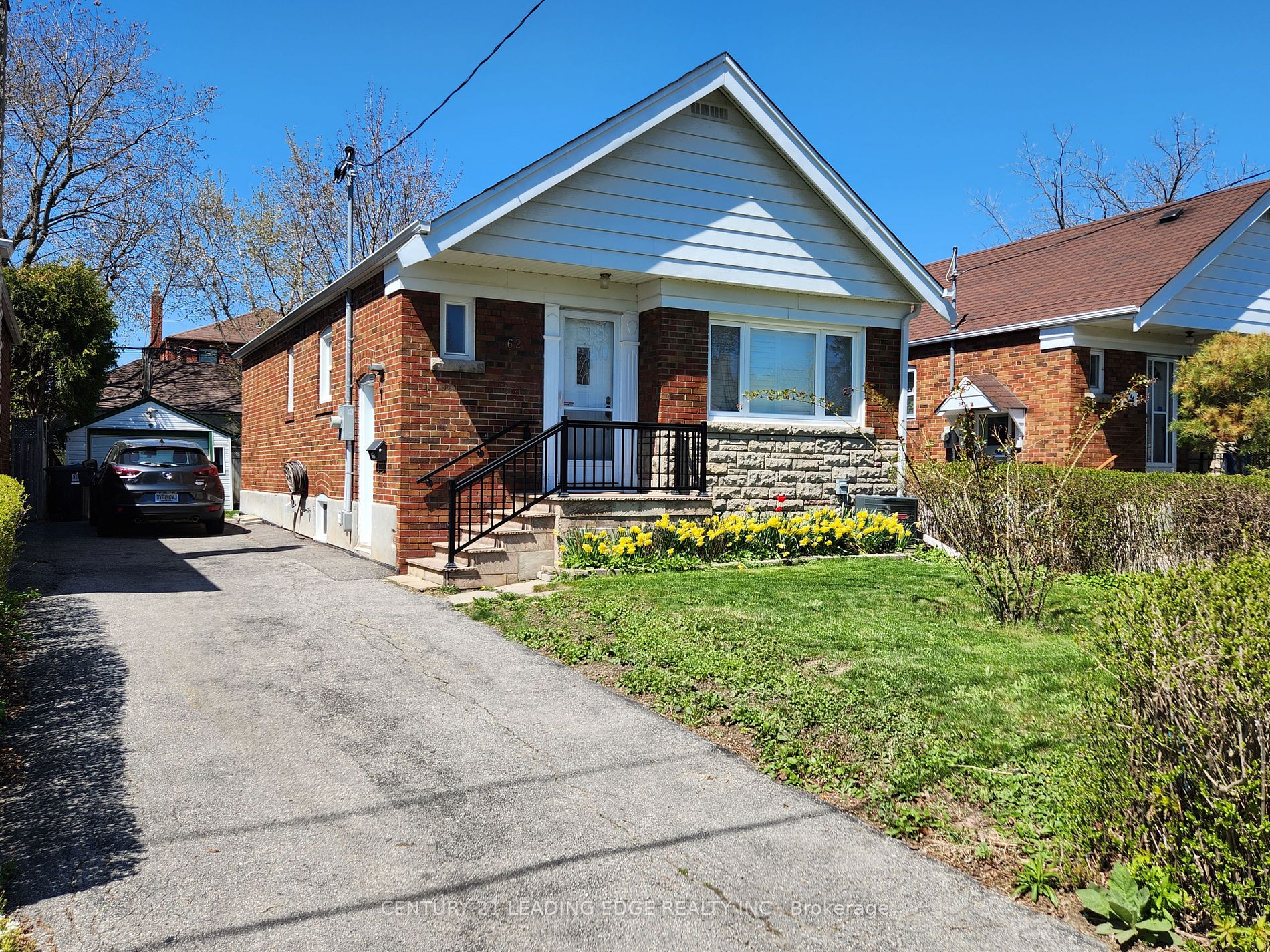 62 Westview Blvd