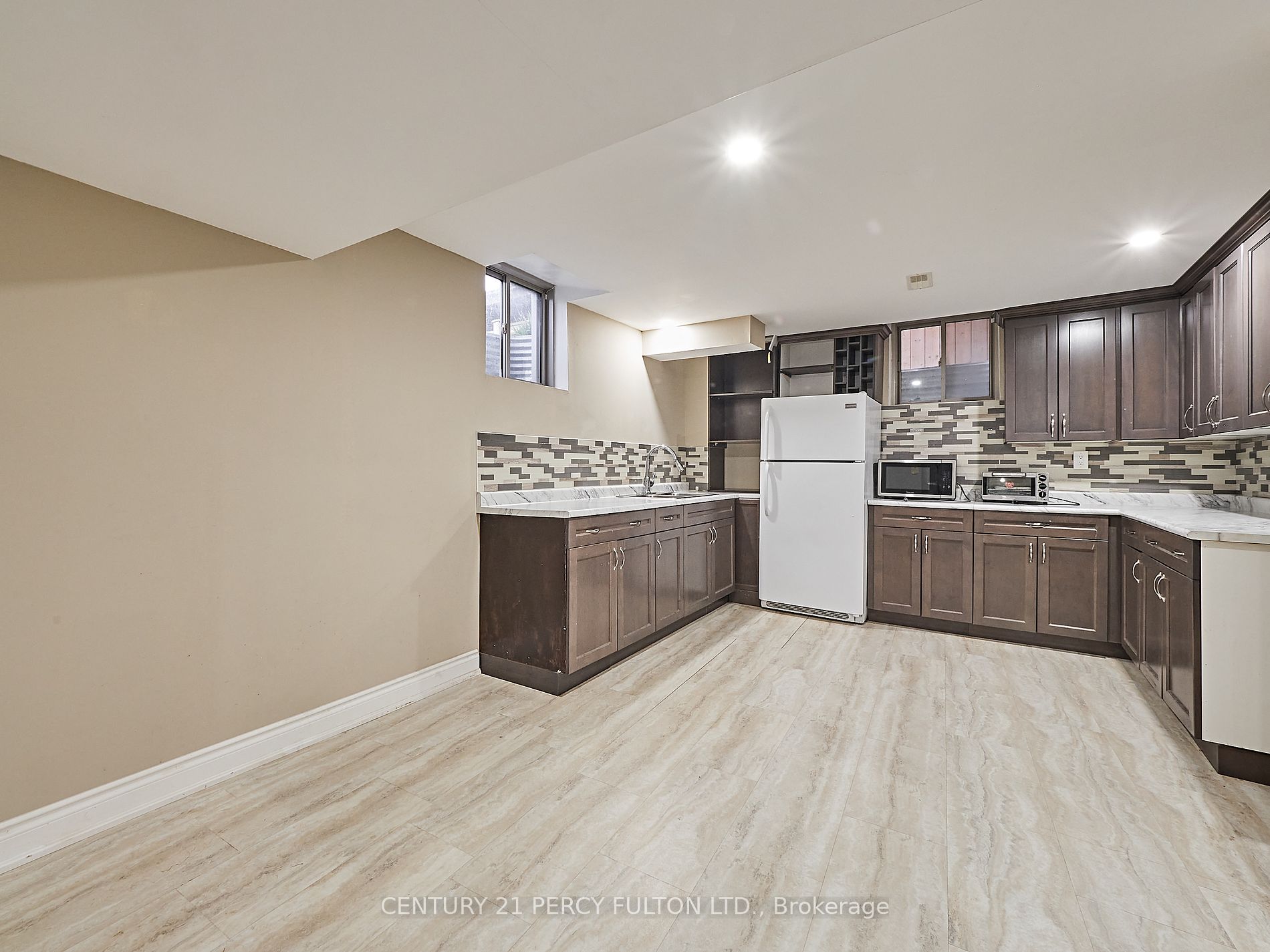 1815 Fairport Rd, #21