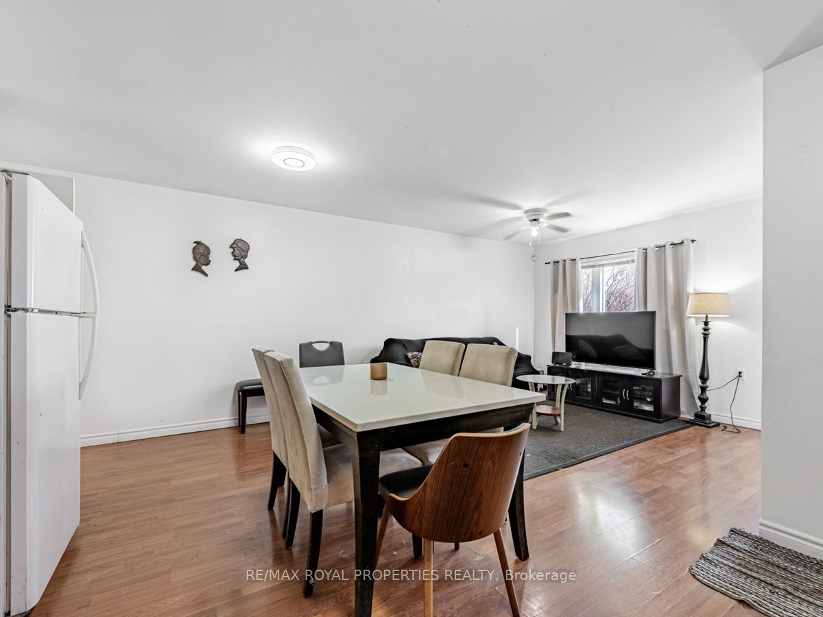 32 St Dunstan Drive