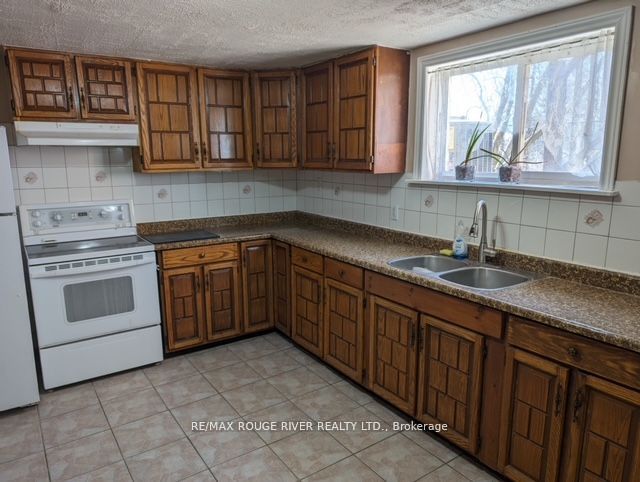 16 Bray Dr
