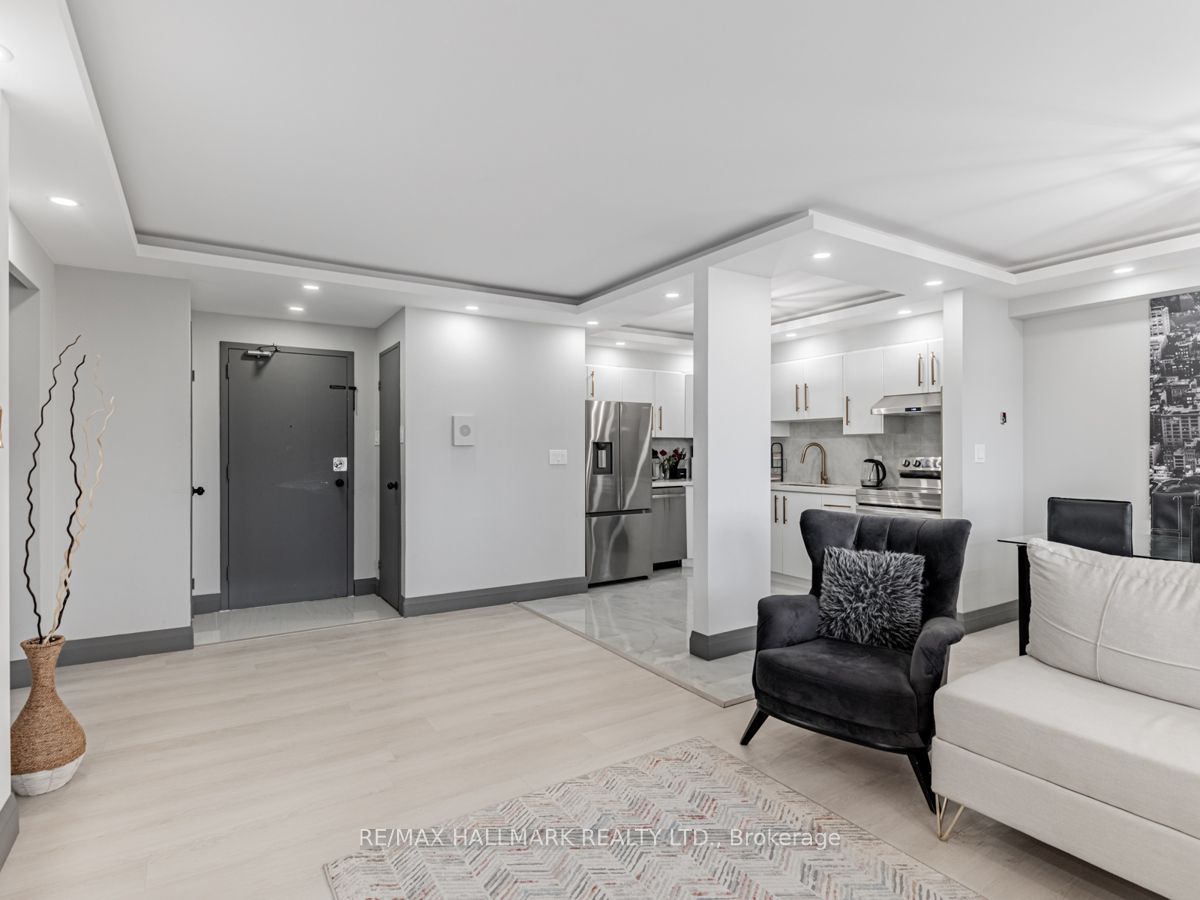 2550 Pharmacy Avenue #1206