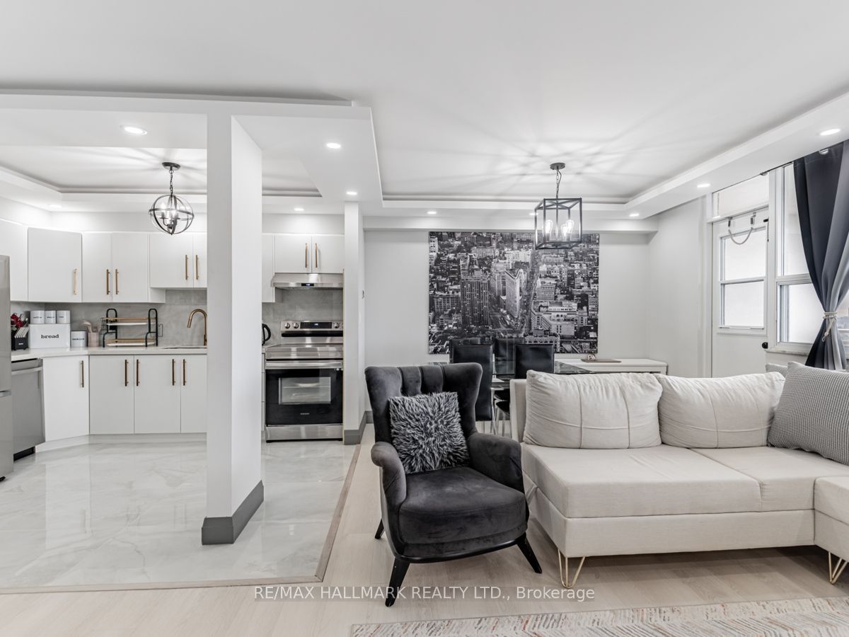 2550 Pharmacy Avenue #1206