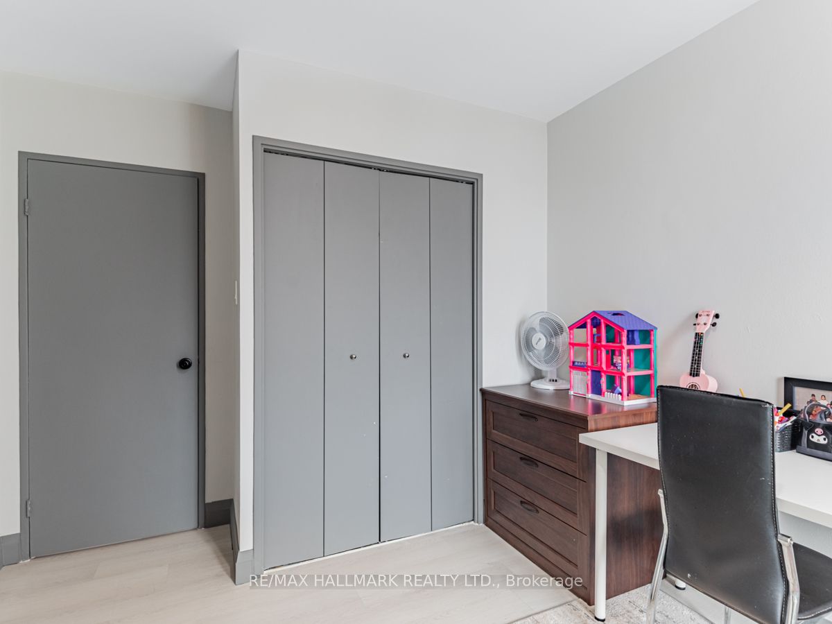 2550 Pharmacy Avenue #1206
