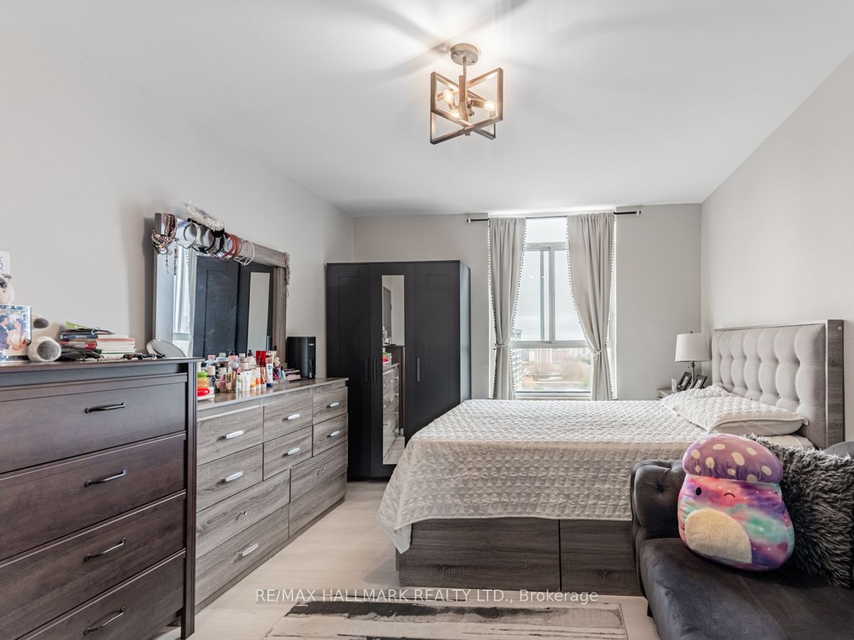 2550 Pharmacy Avenue #1206