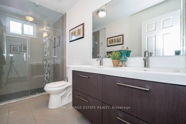 295 Gowan Ave