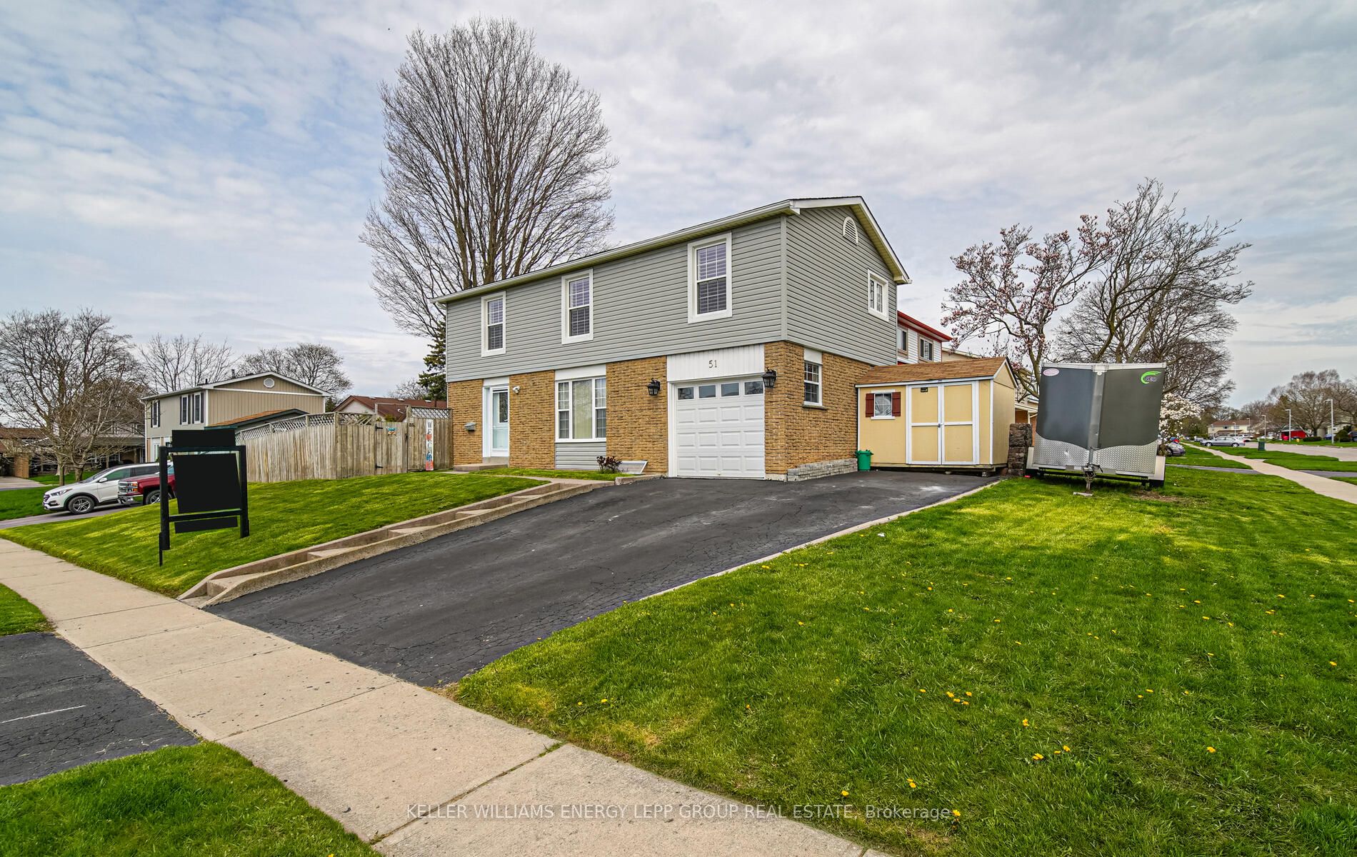 51 Roser Cres