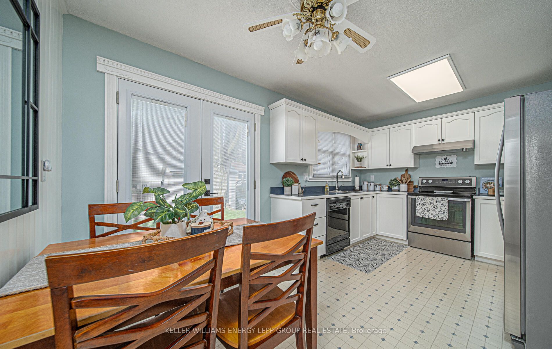 51 Roser Cres