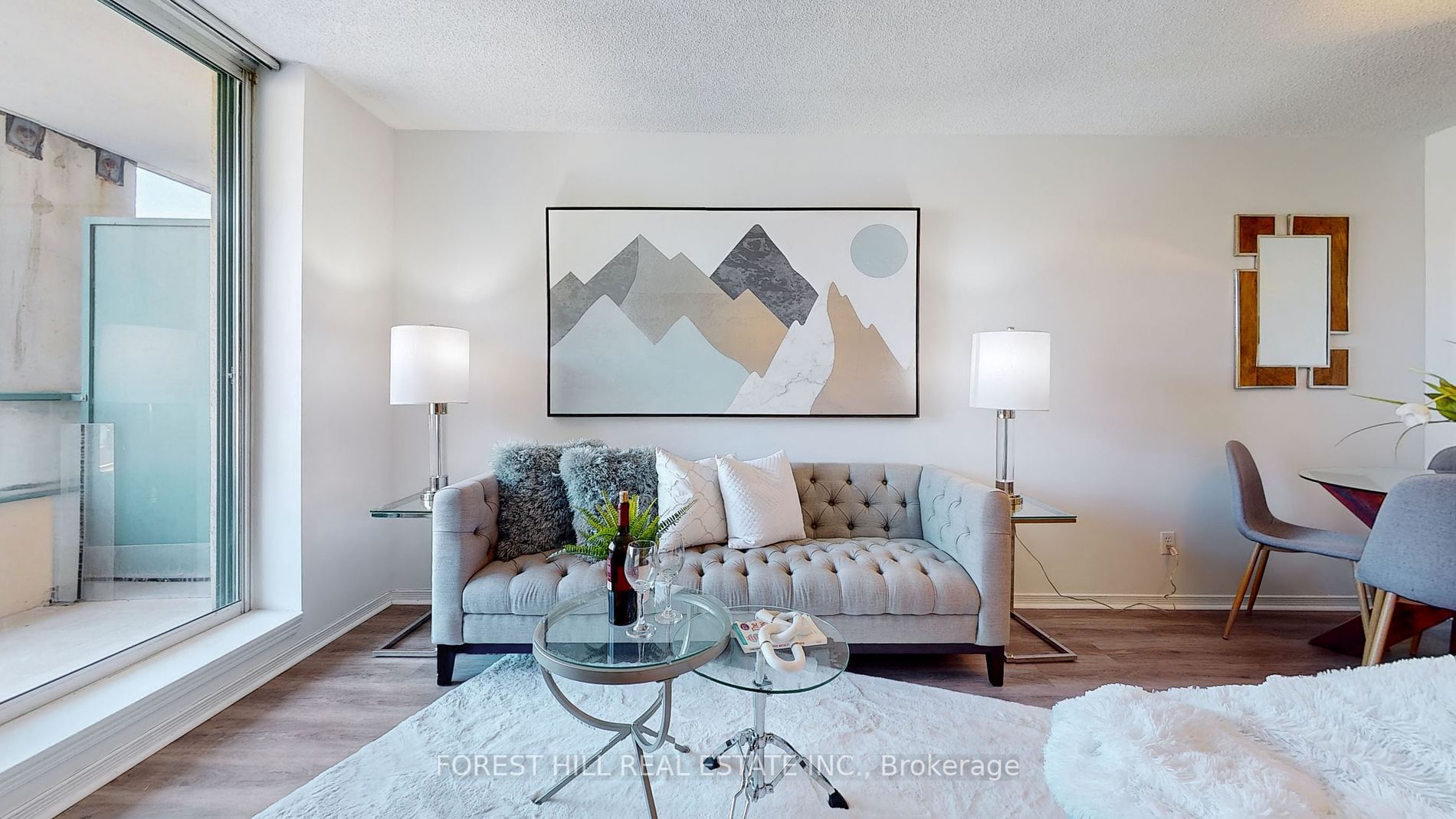 1765 Queen St E, #306