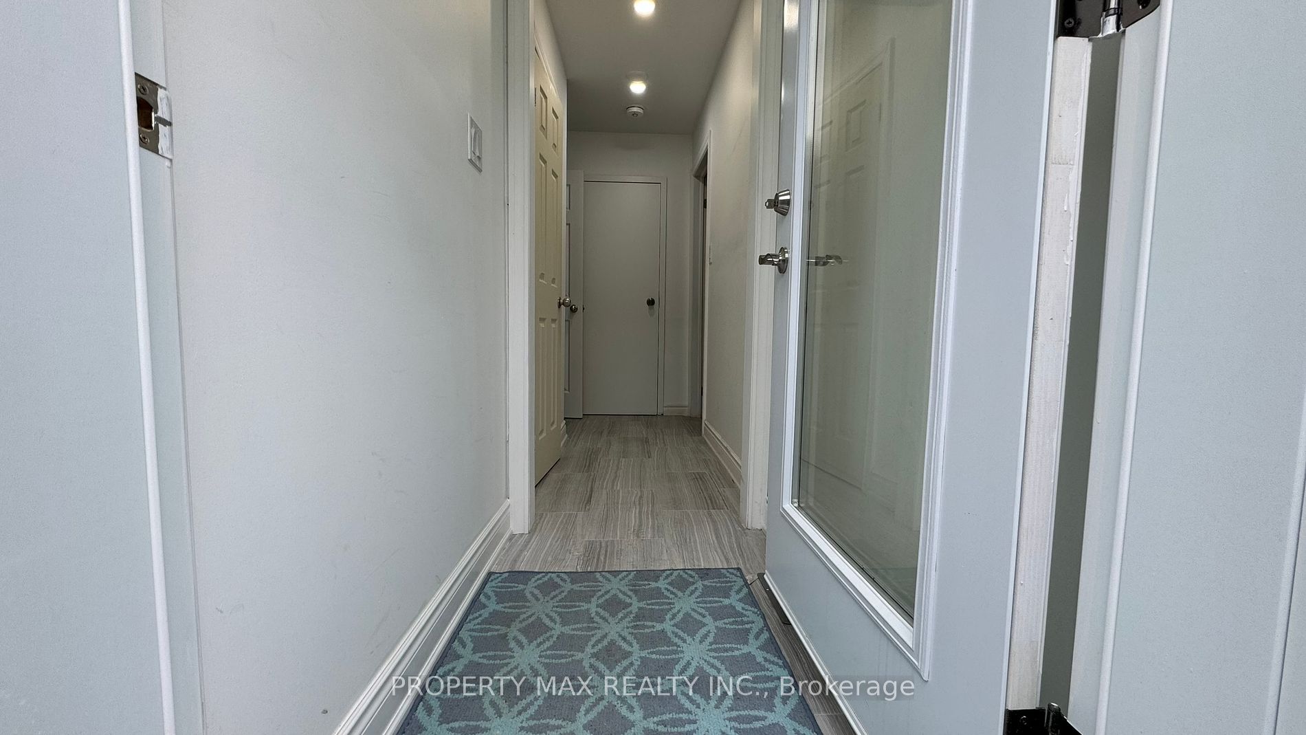 30 Glenabbey Drive #Bsmt