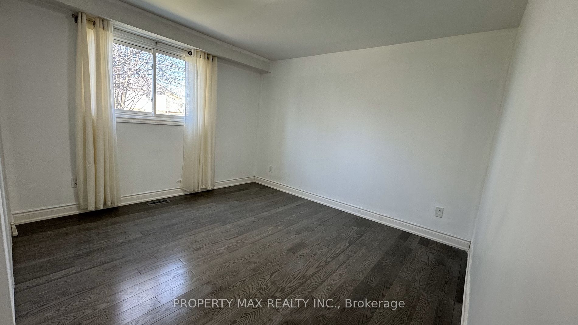 30 Glenabbey Drive #Bsmt