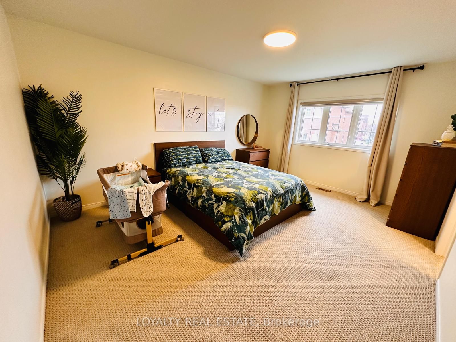 28 Thorp Crescent