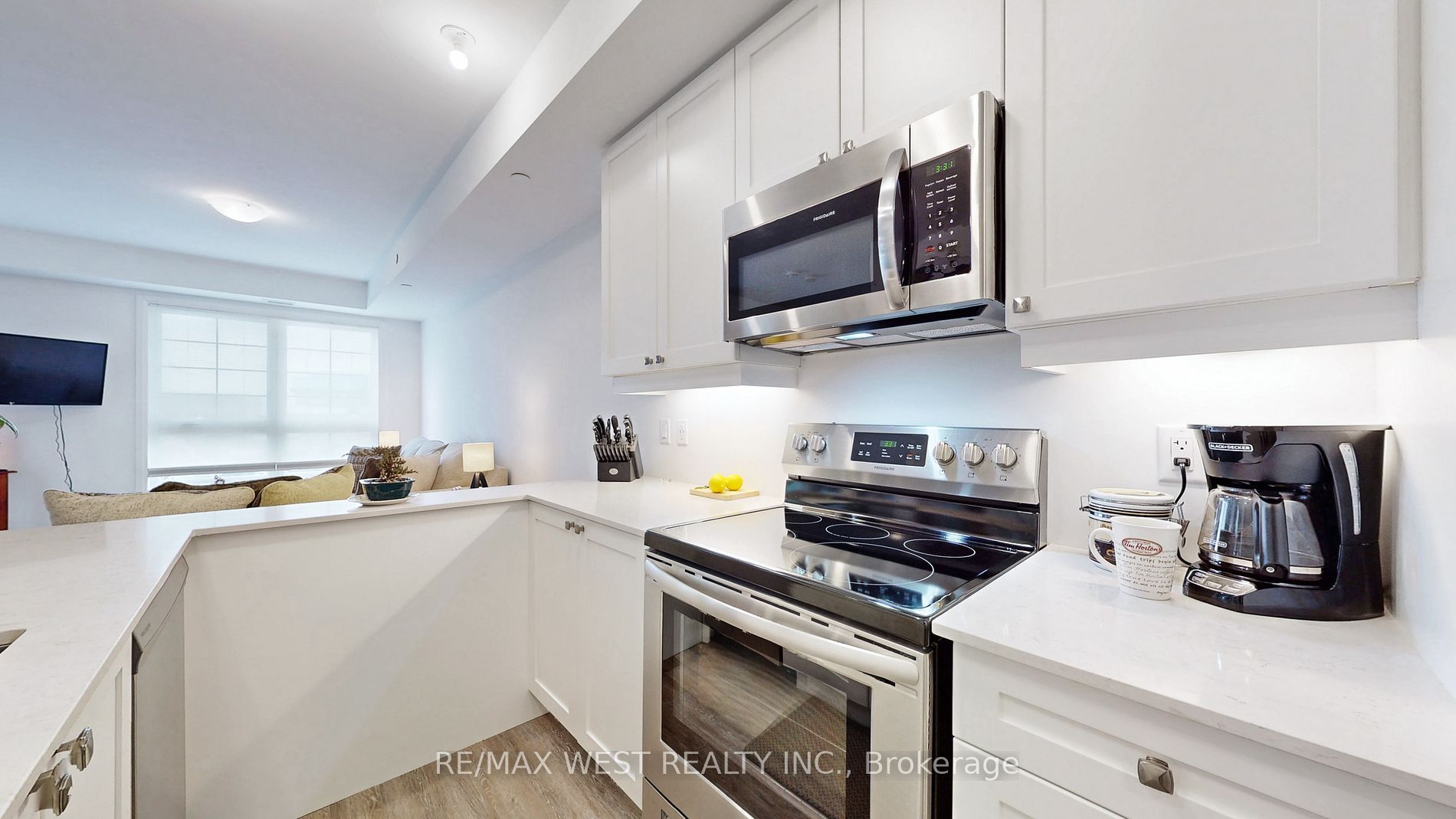 50 Lakebreeze Dr, #118