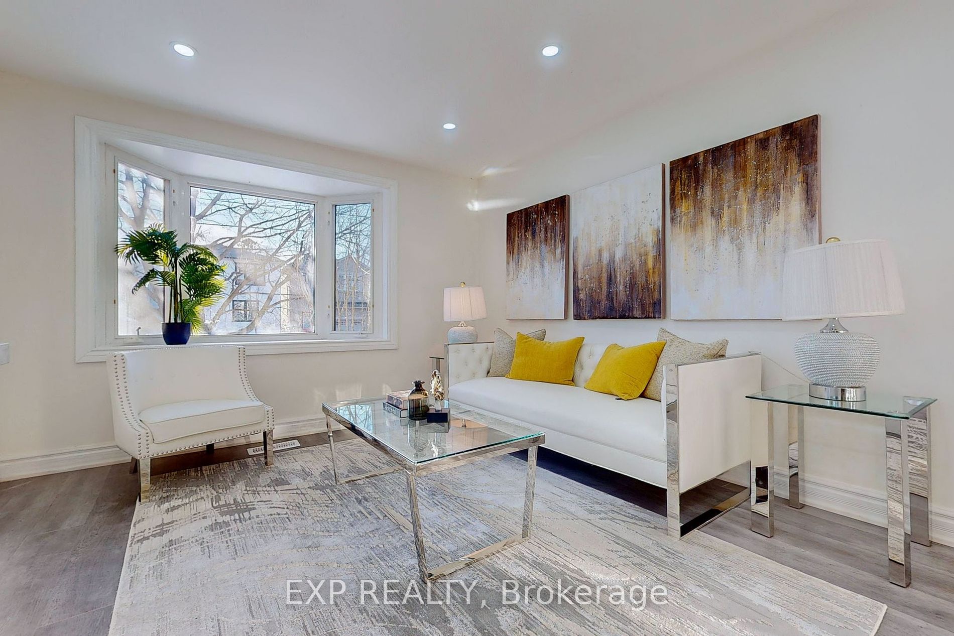 15 Vanbrugh Ave