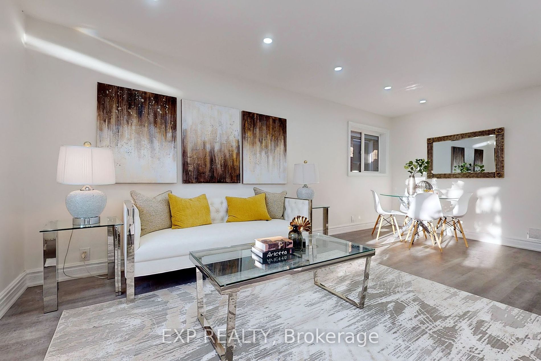 15 Vanbrugh Ave