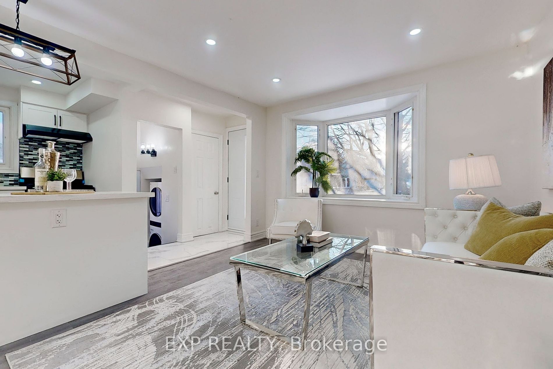15 Vanbrugh Ave
