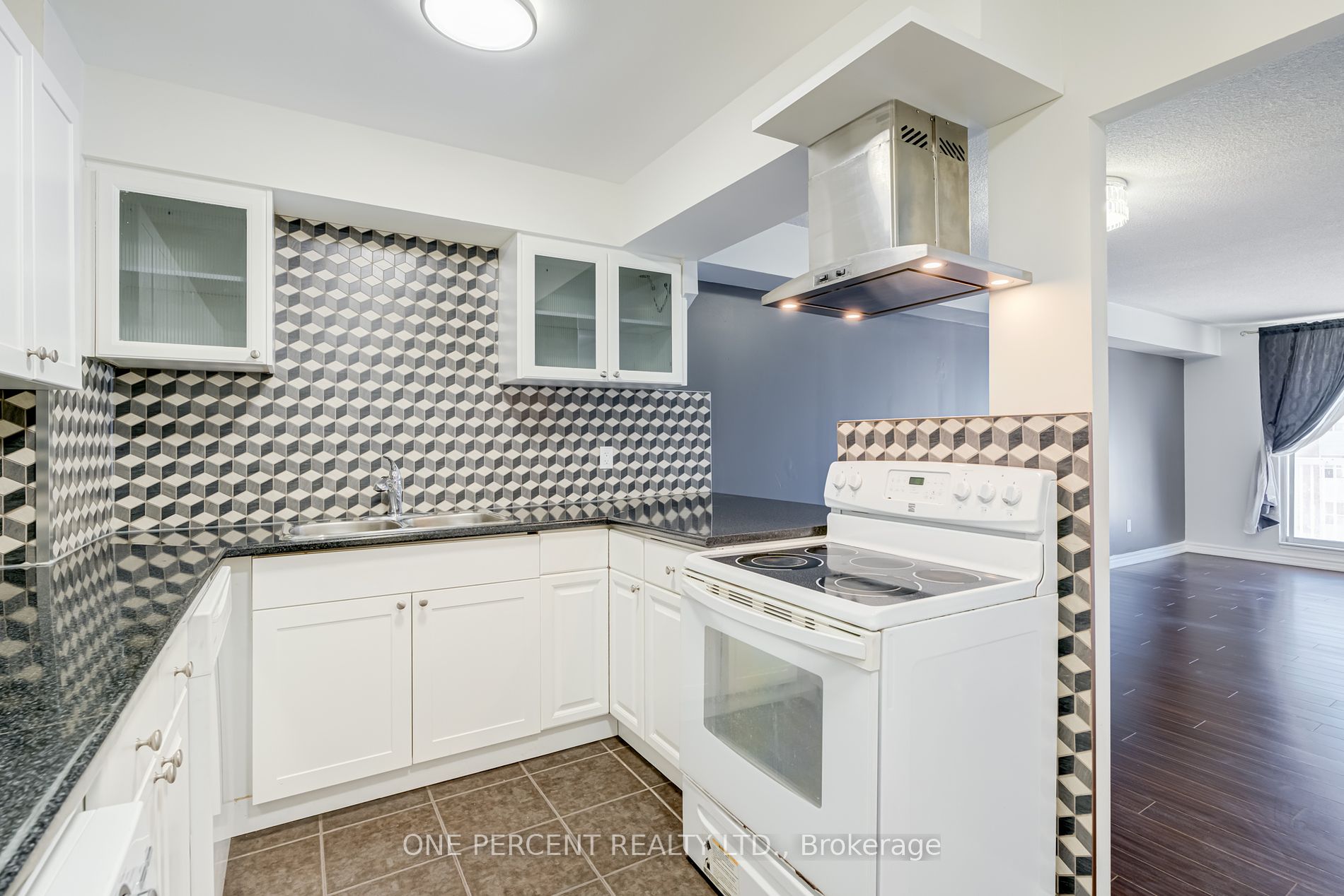 15 Sewells Road, #1201