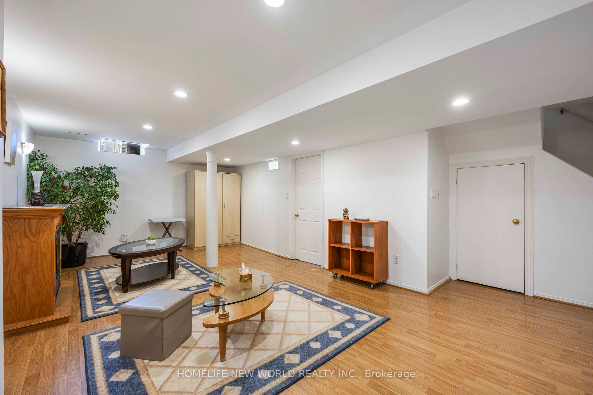 48 Mccullock Cres