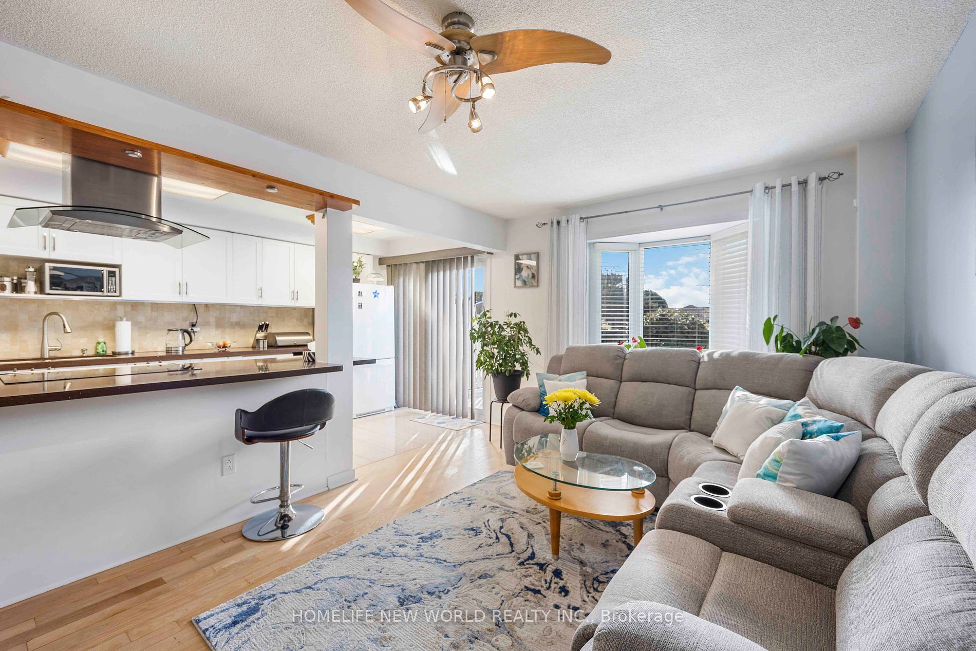 48 Mccullock Cres