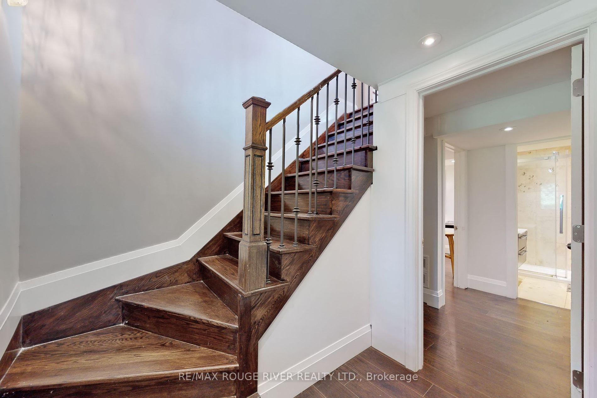 181 Ridgewood Road