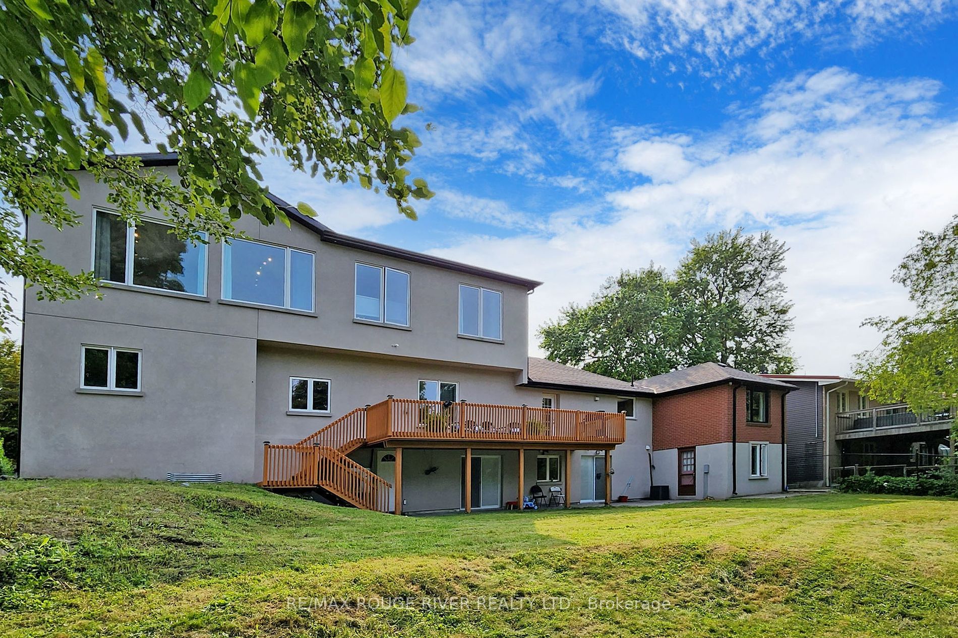 181 Ridgewood Road