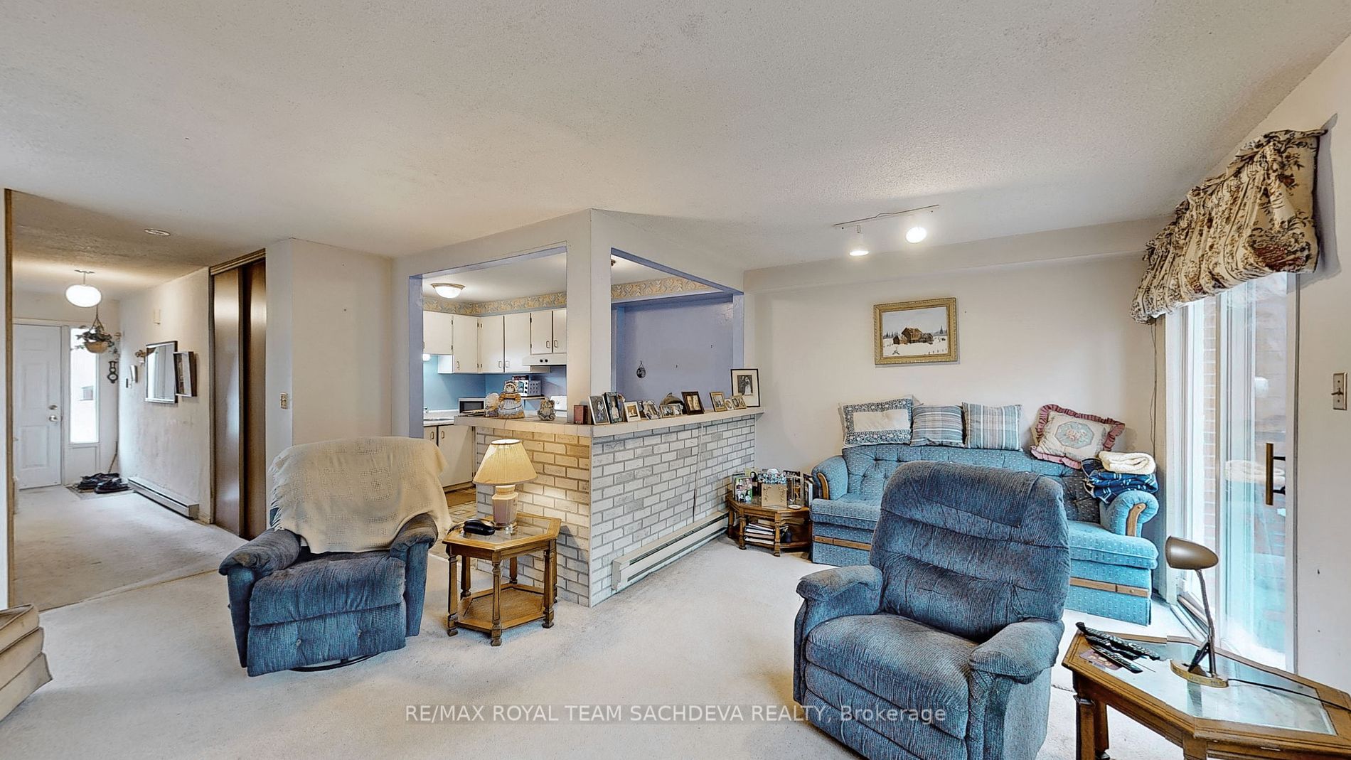 1975 Rosefield Road, #106