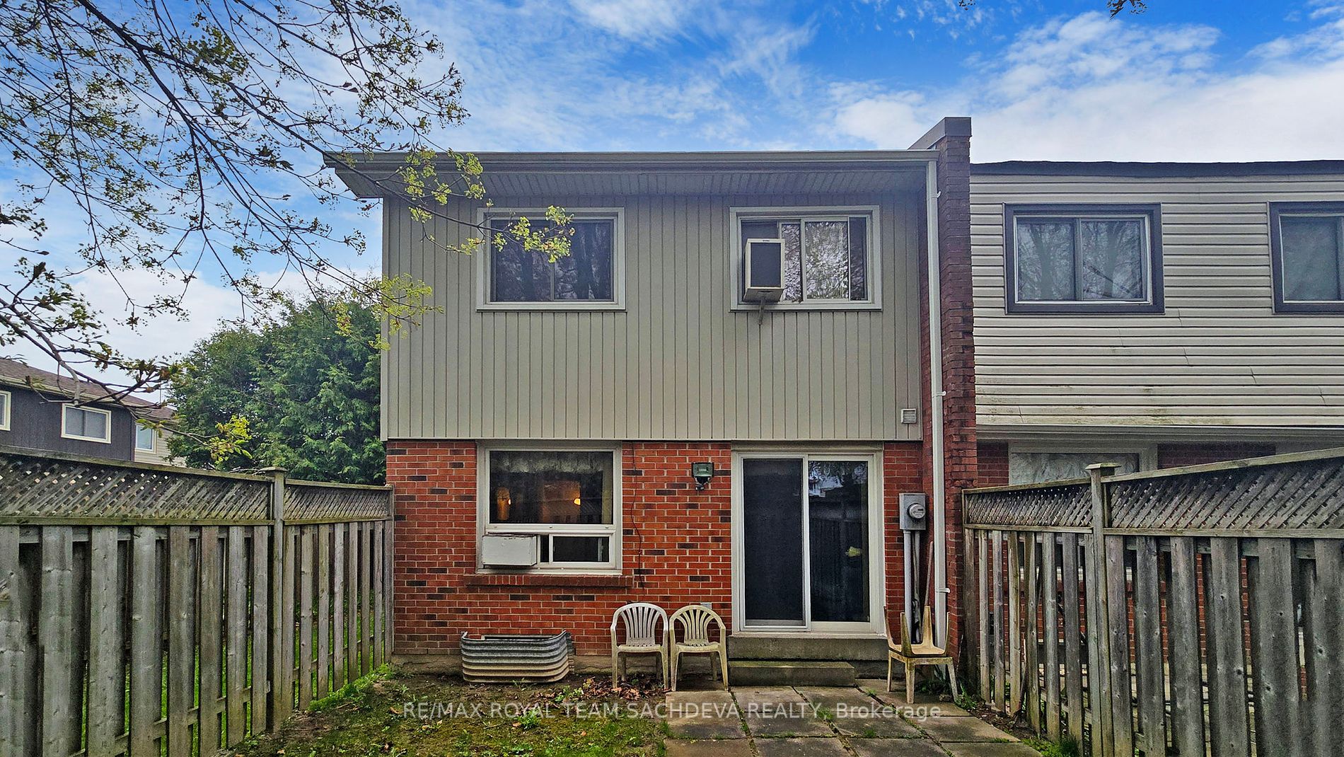 1975 Rosefield Road, #106