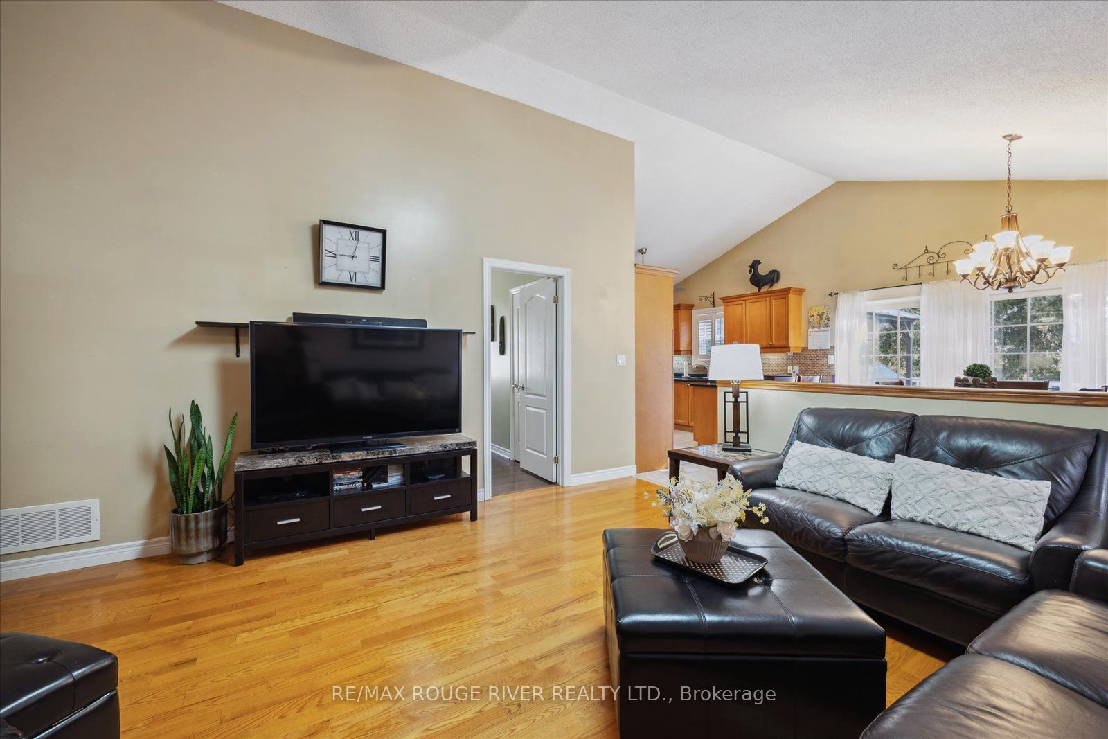57 Lady May Dr