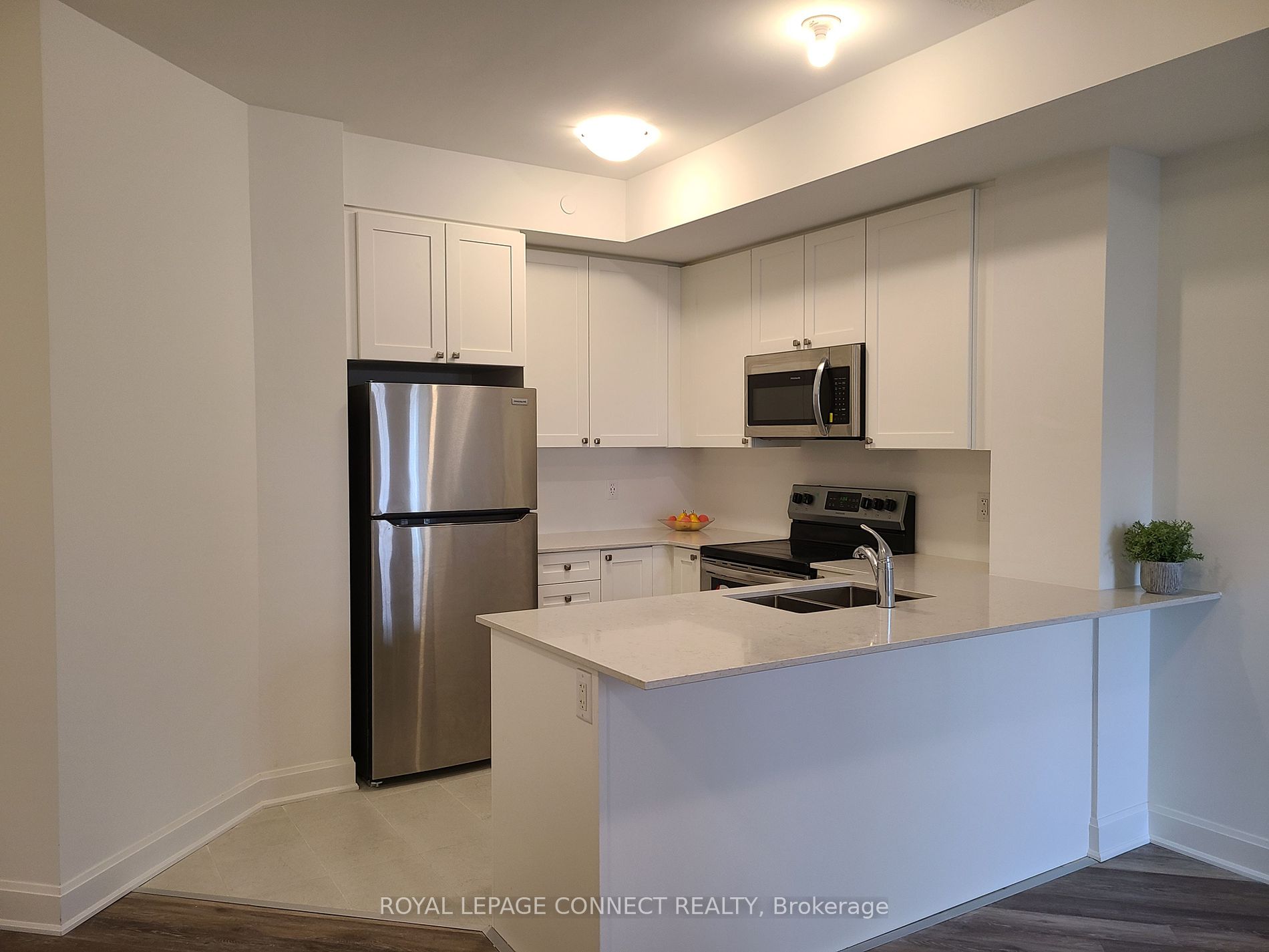 50 Lakebreeze Drive, #129