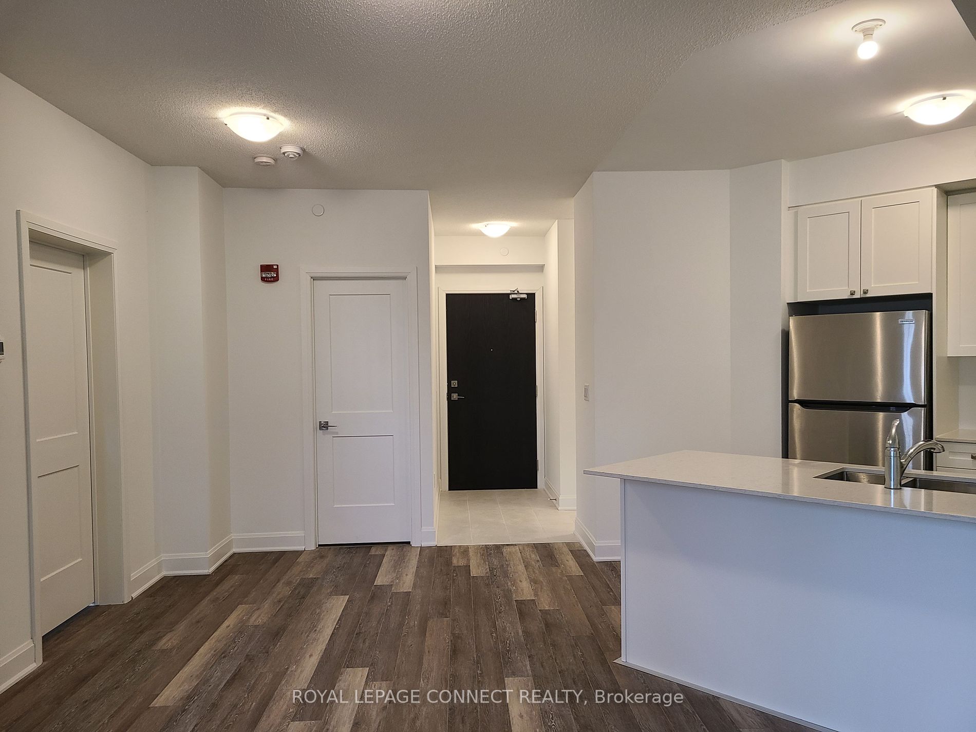 50 Lakebreeze Drive, #129