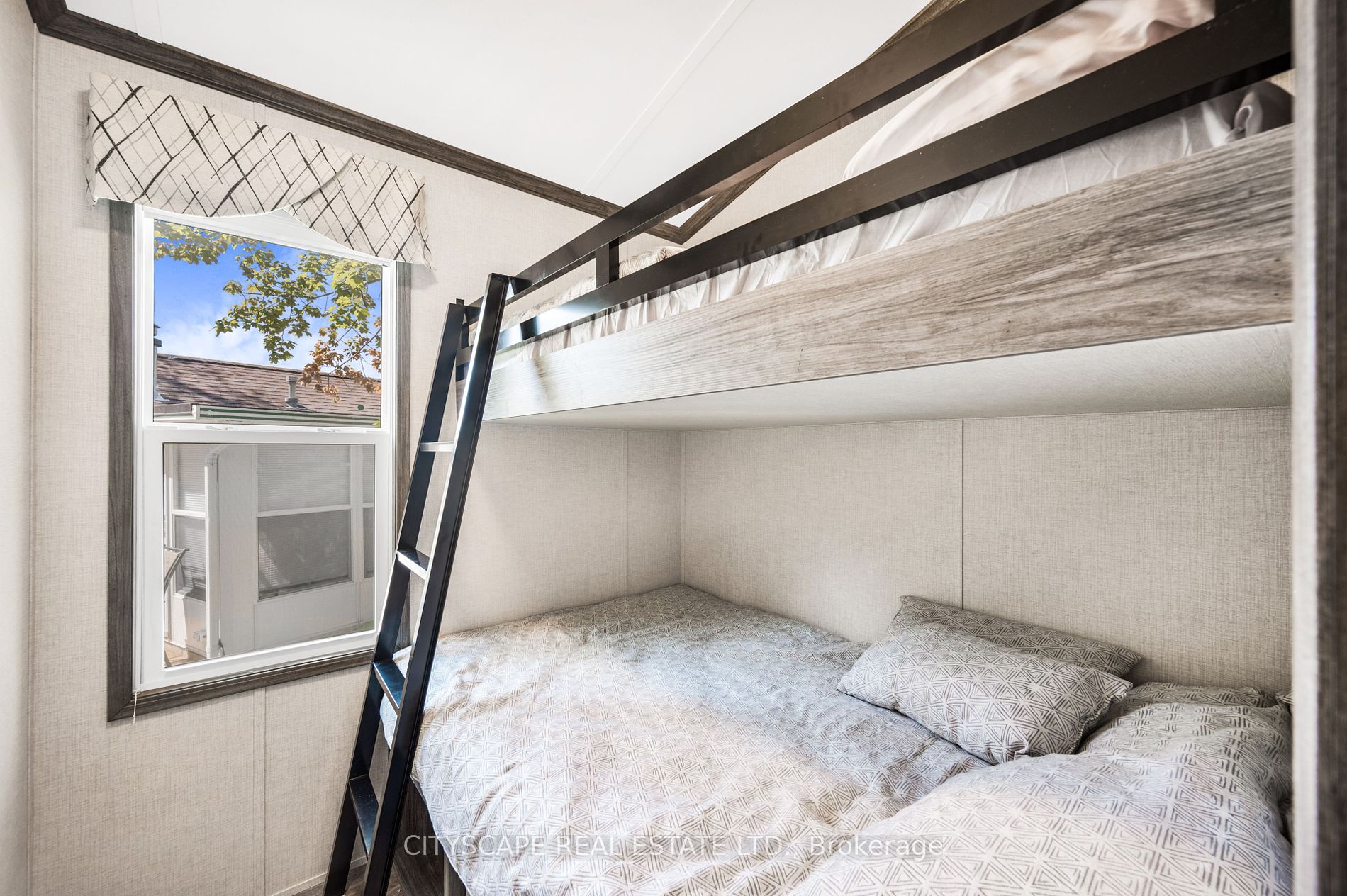 225 Platten Boulevard, #338