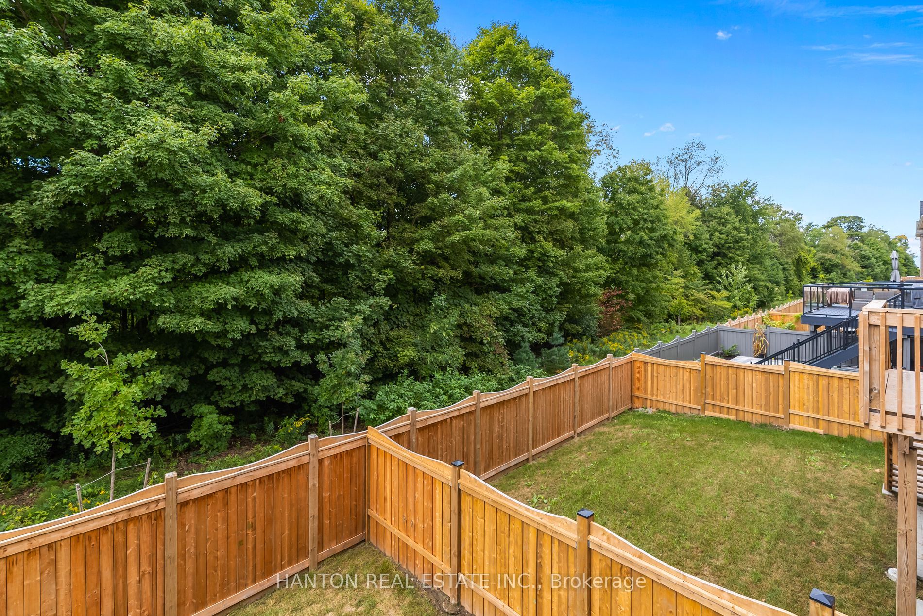 115 Auckland Dr
