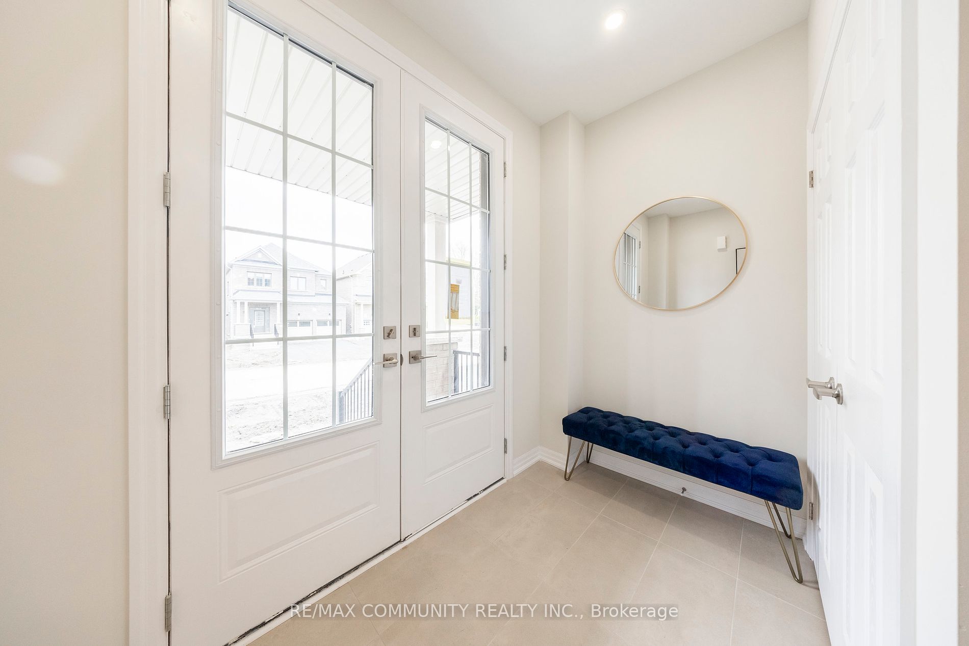11 Northrop Avenue