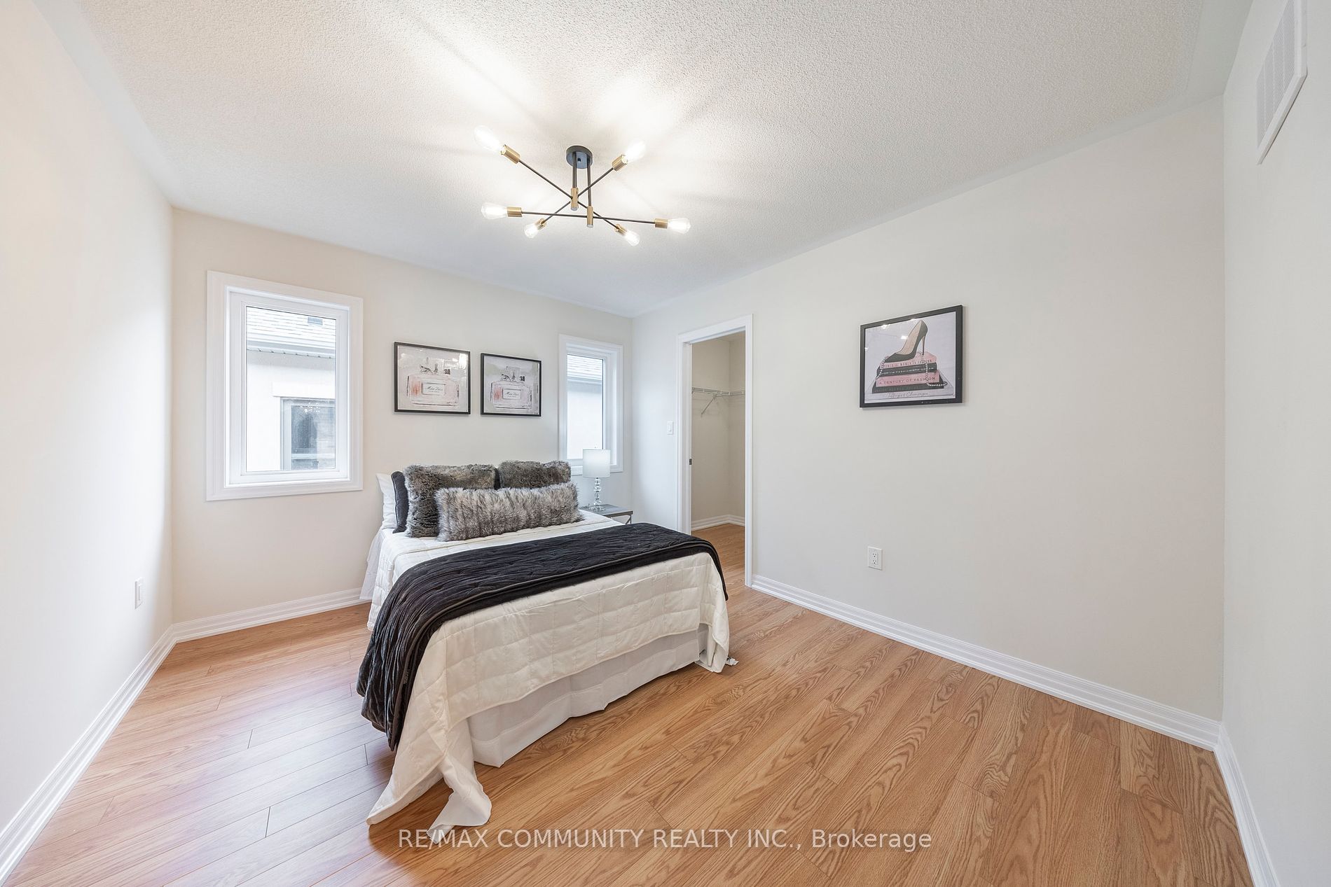 11 Northrop Avenue