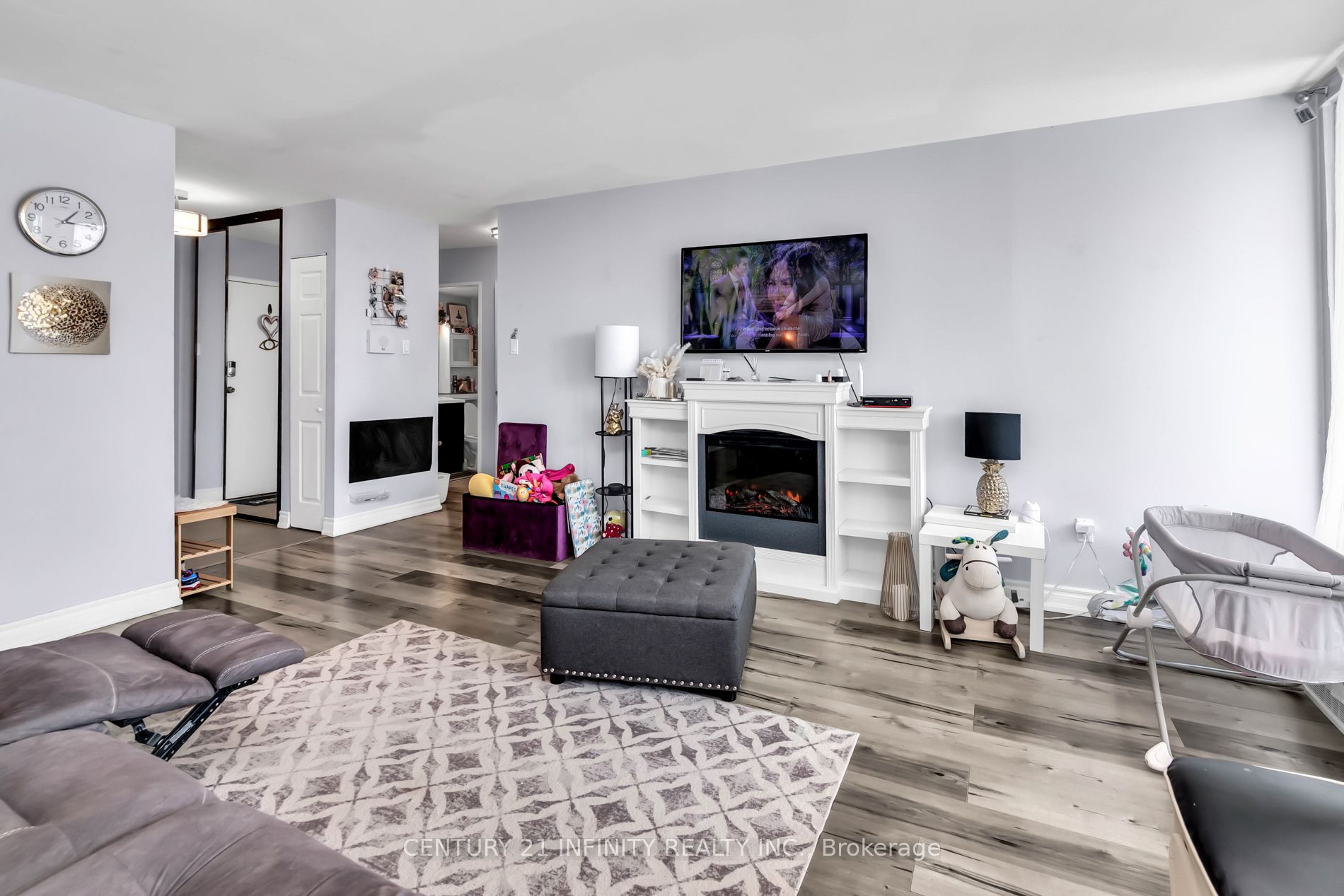 15 Torrance Rd, #306