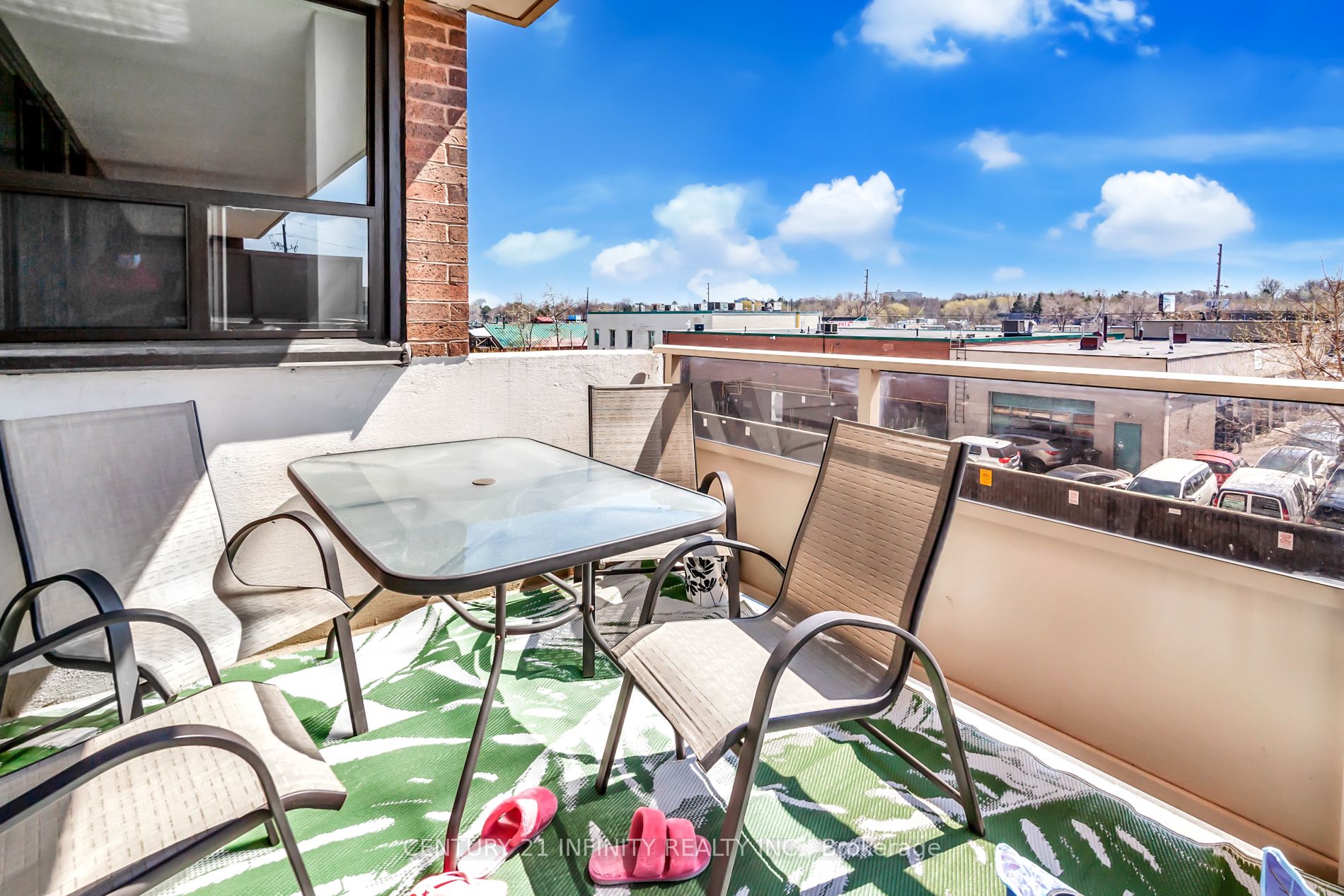 15 Torrance Rd, #306