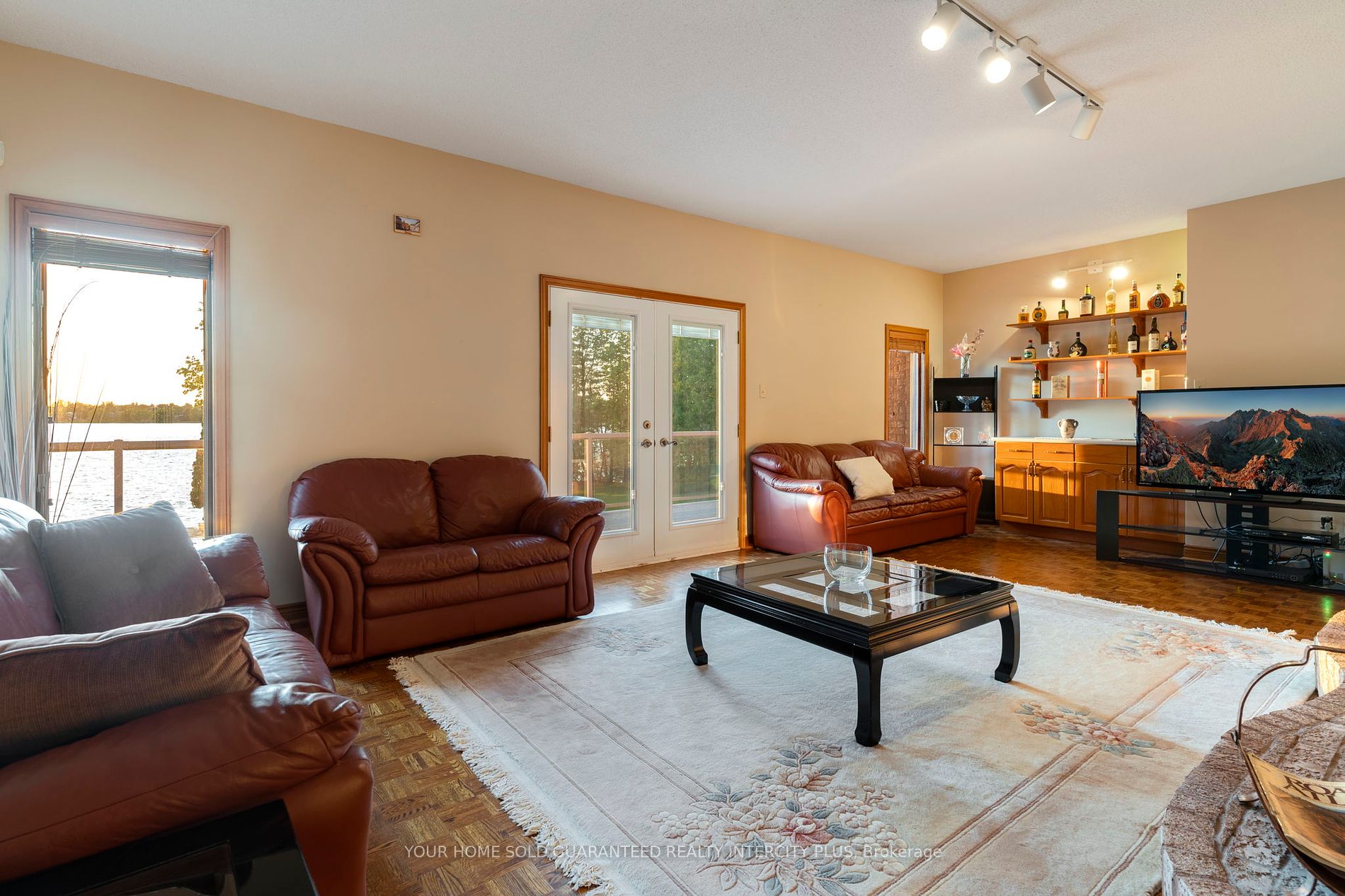 592 Fralicks Beach Rd