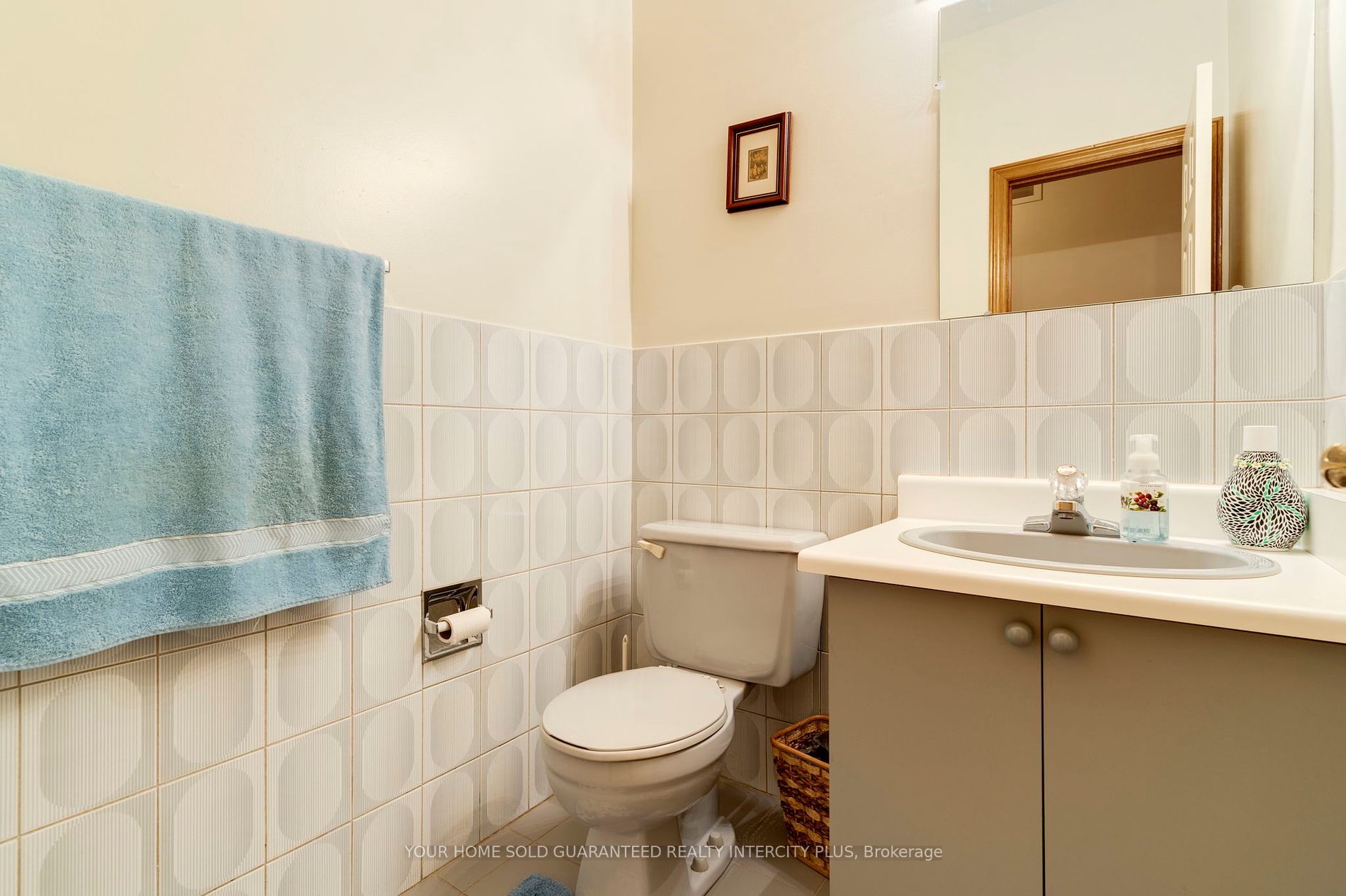 592 Fralicks Beach Rd