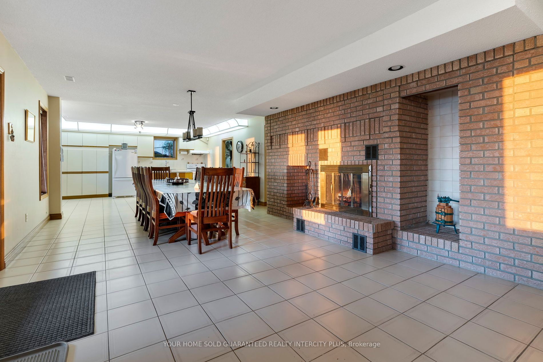 592 Fralicks Beach Rd