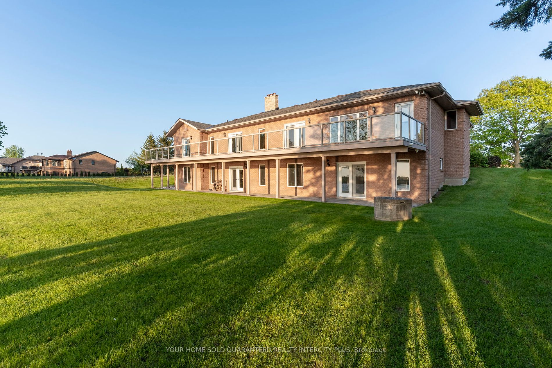 592 Fralicks Beach Rd