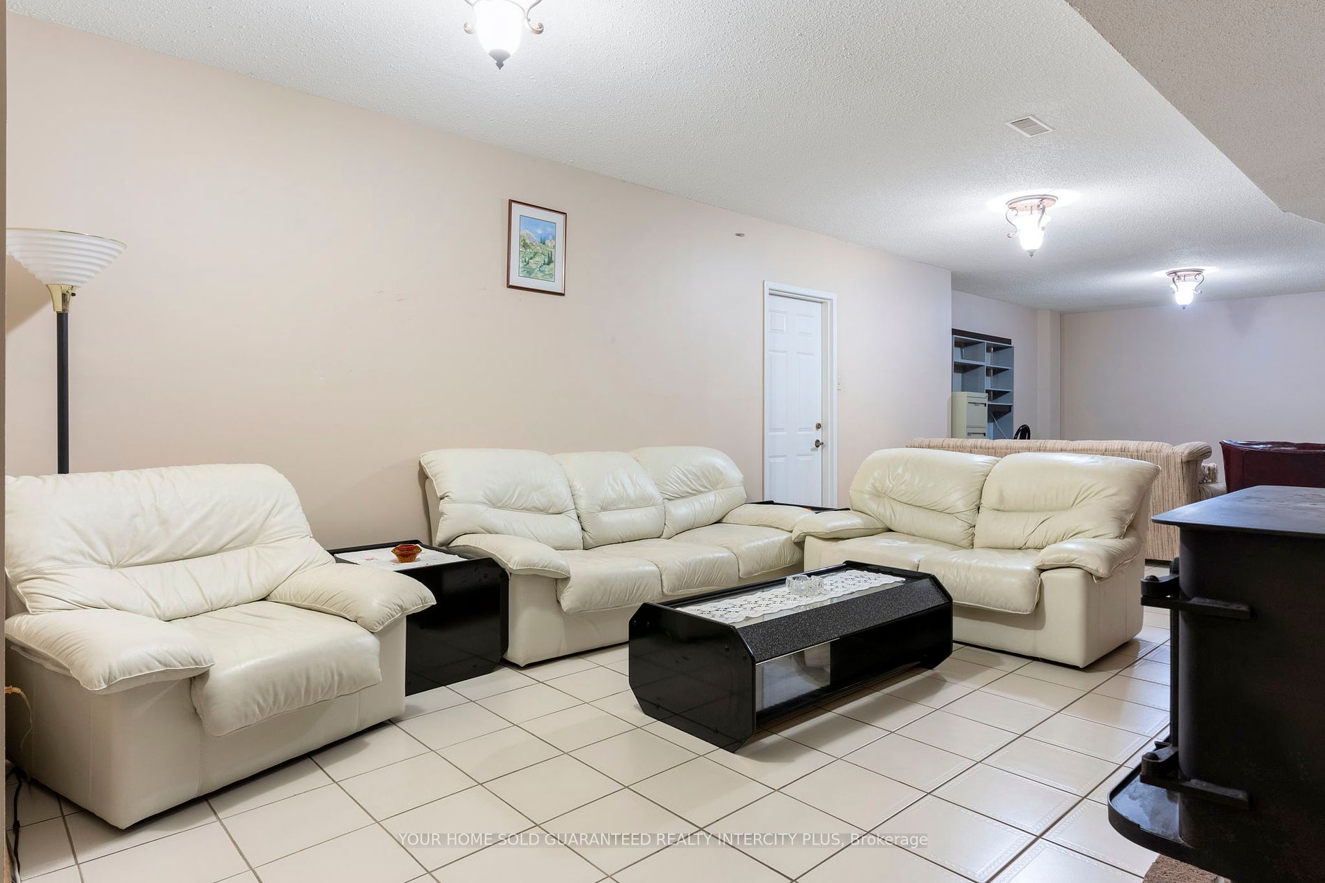 592 Fralicks Beach Rd