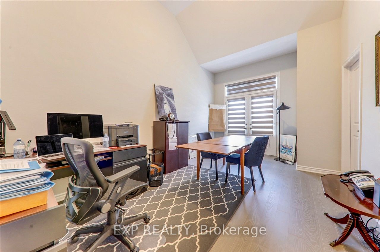 95 Bremner St